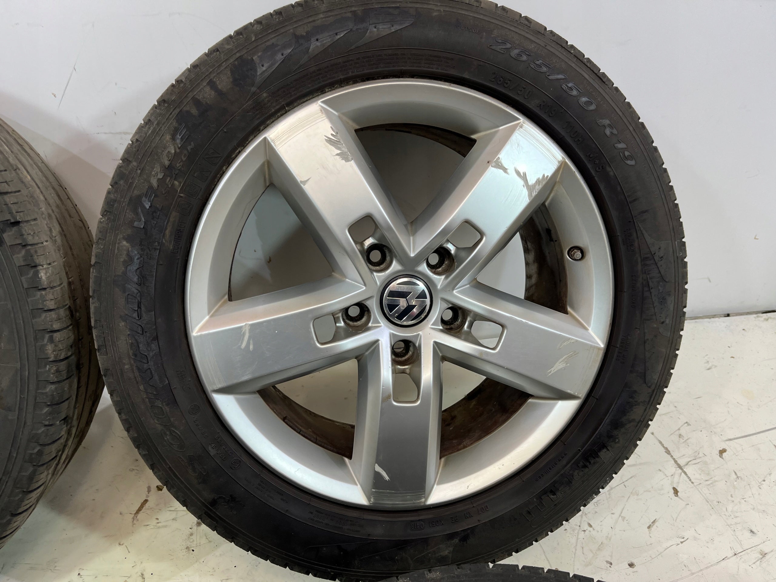 Alu Felge Volkswagen Touareg Aluminum rim 19 Zoll 8.5J 5x130 7P6601025D