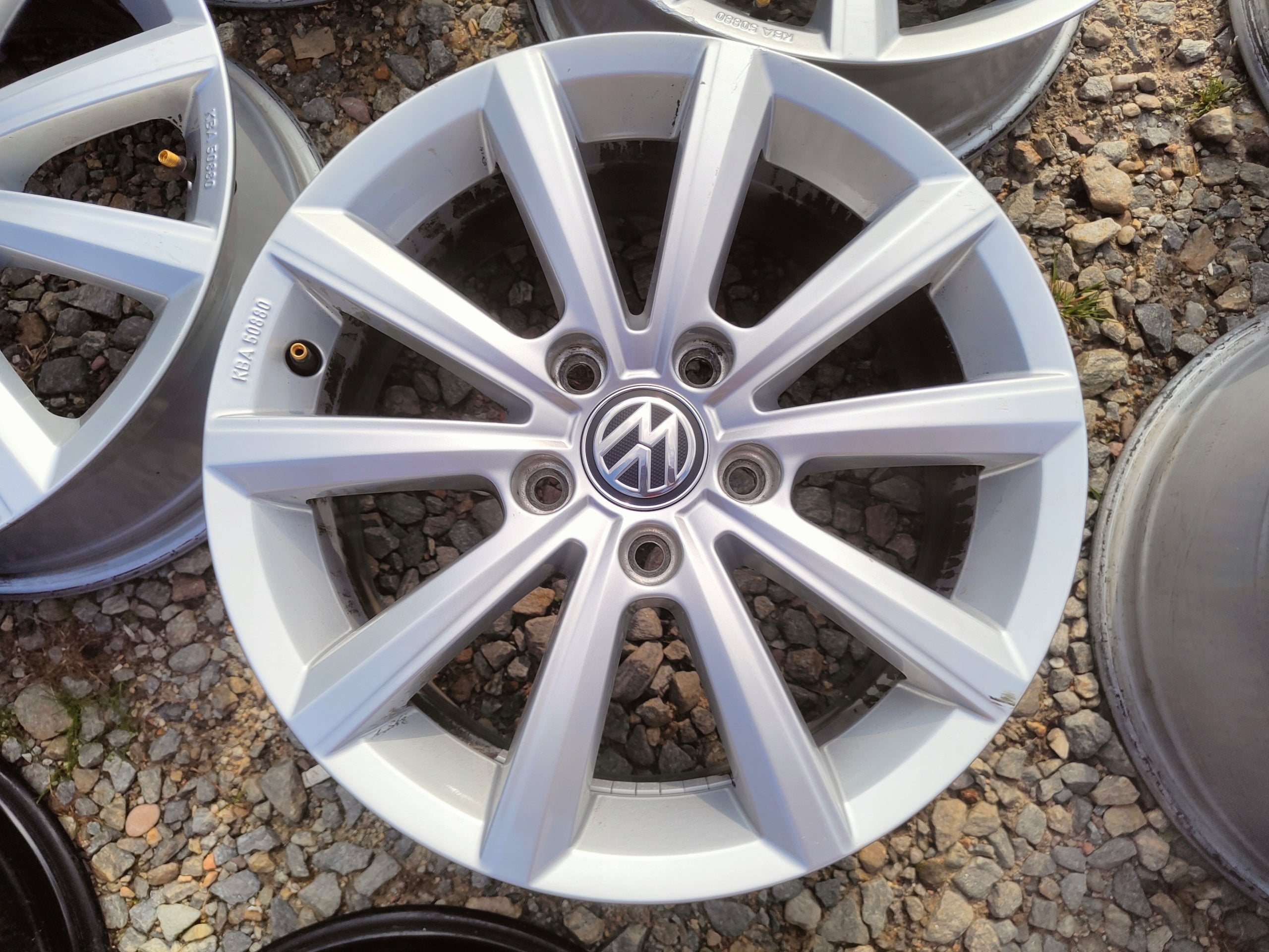 Alu Felge Volkswagen Caravelle 16 Zoll 6.5J 5x112 42ET 3G0071496B