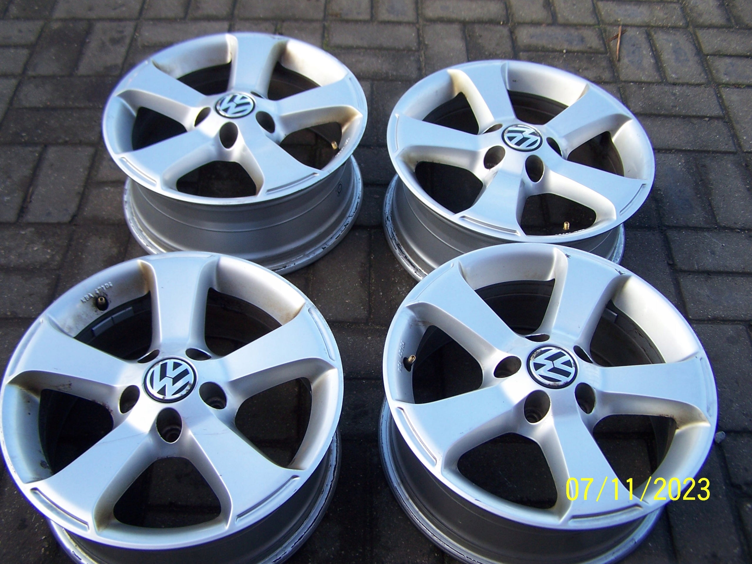 Alu Felge Volkswagen 1600 Aluminum rim 16 Zoll 6.5J 5x112 42ET