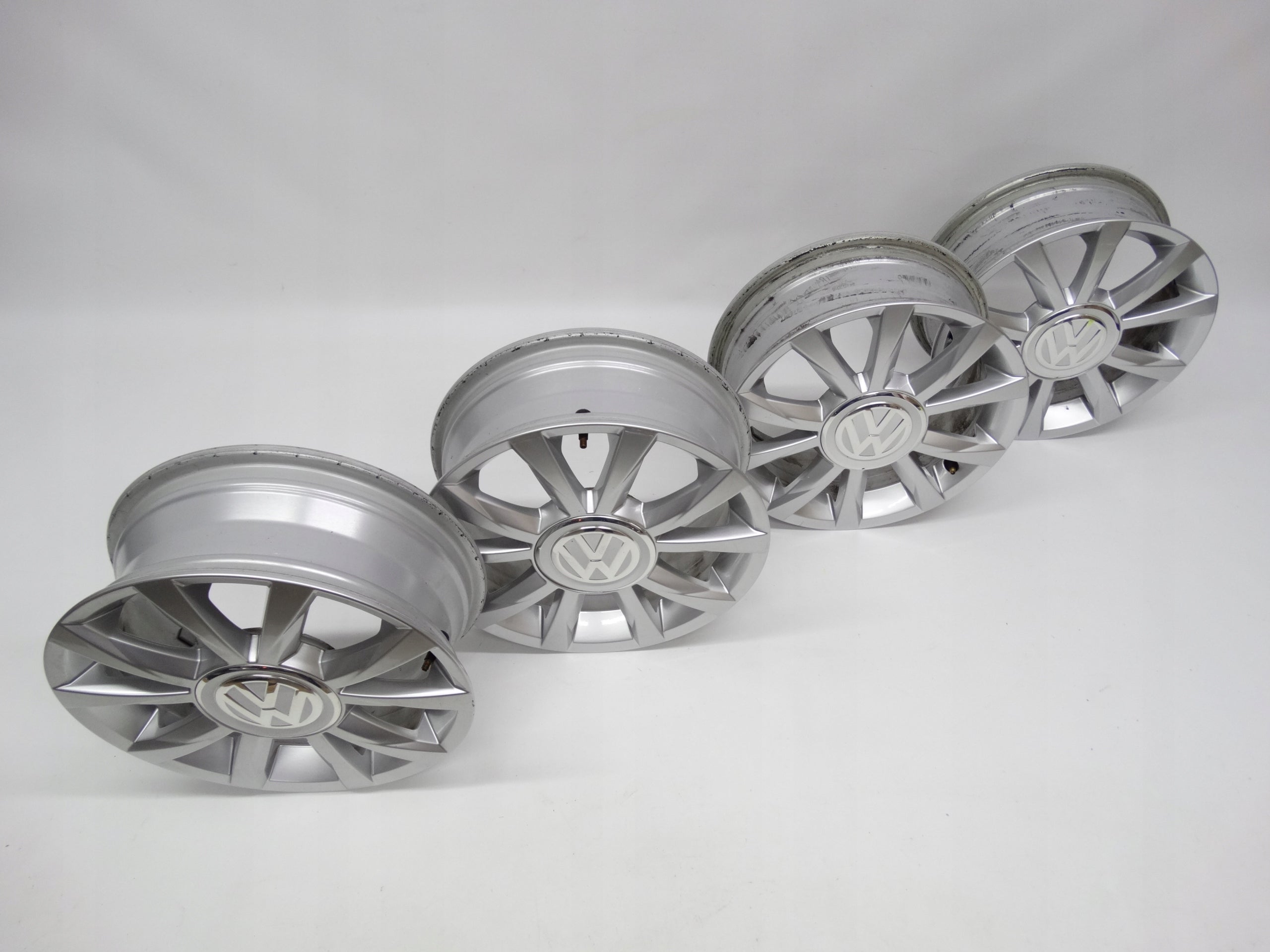 Alu Felge Volkswagen Up Aluminum rim 15 Zoll 5.5J 4x100 41ET 1S0601025AP