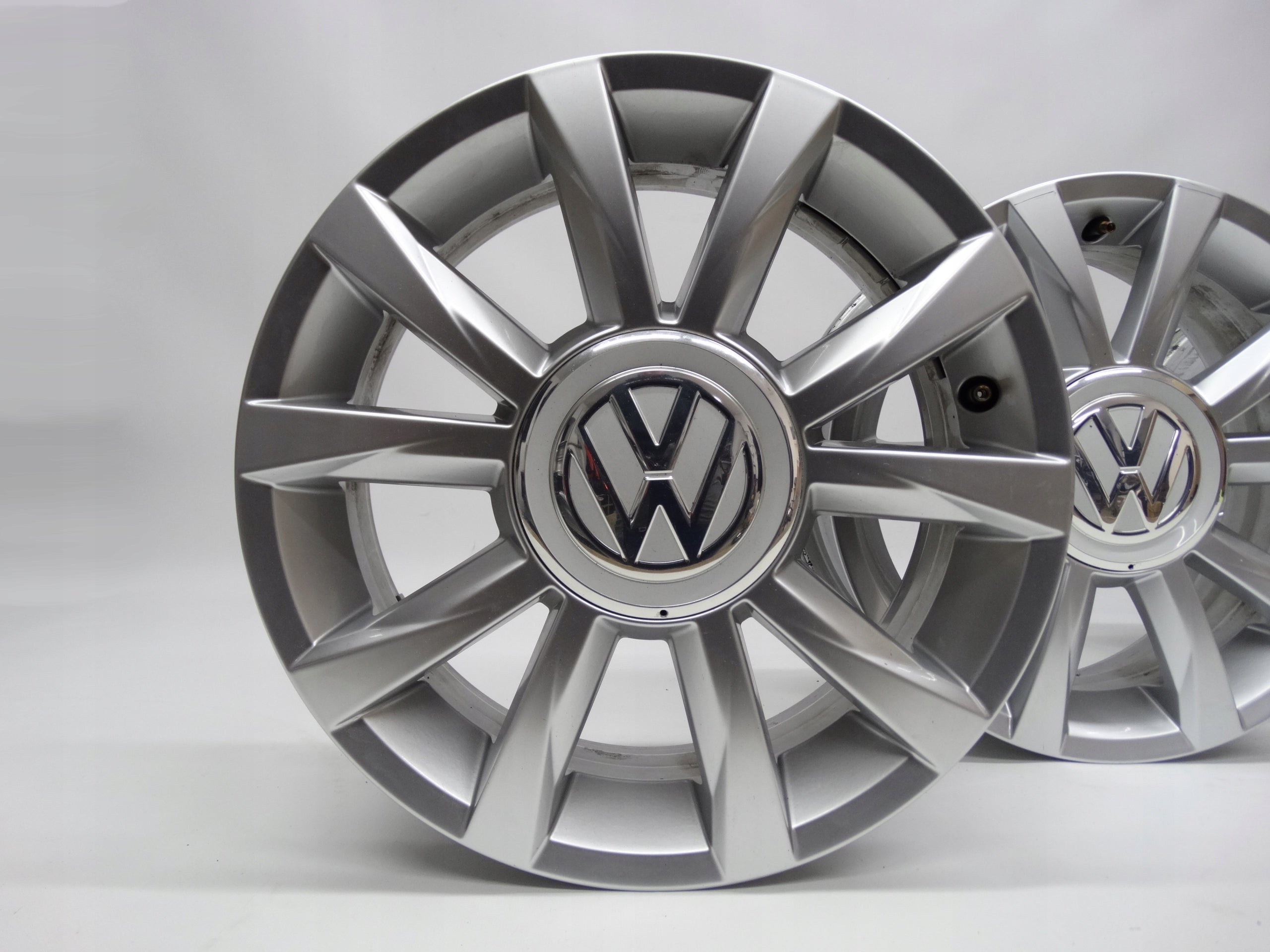 Alu Felge Volkswagen Up Aluminum rim 15 Zoll 5.5J 4x100 41ET 1S0601025AP