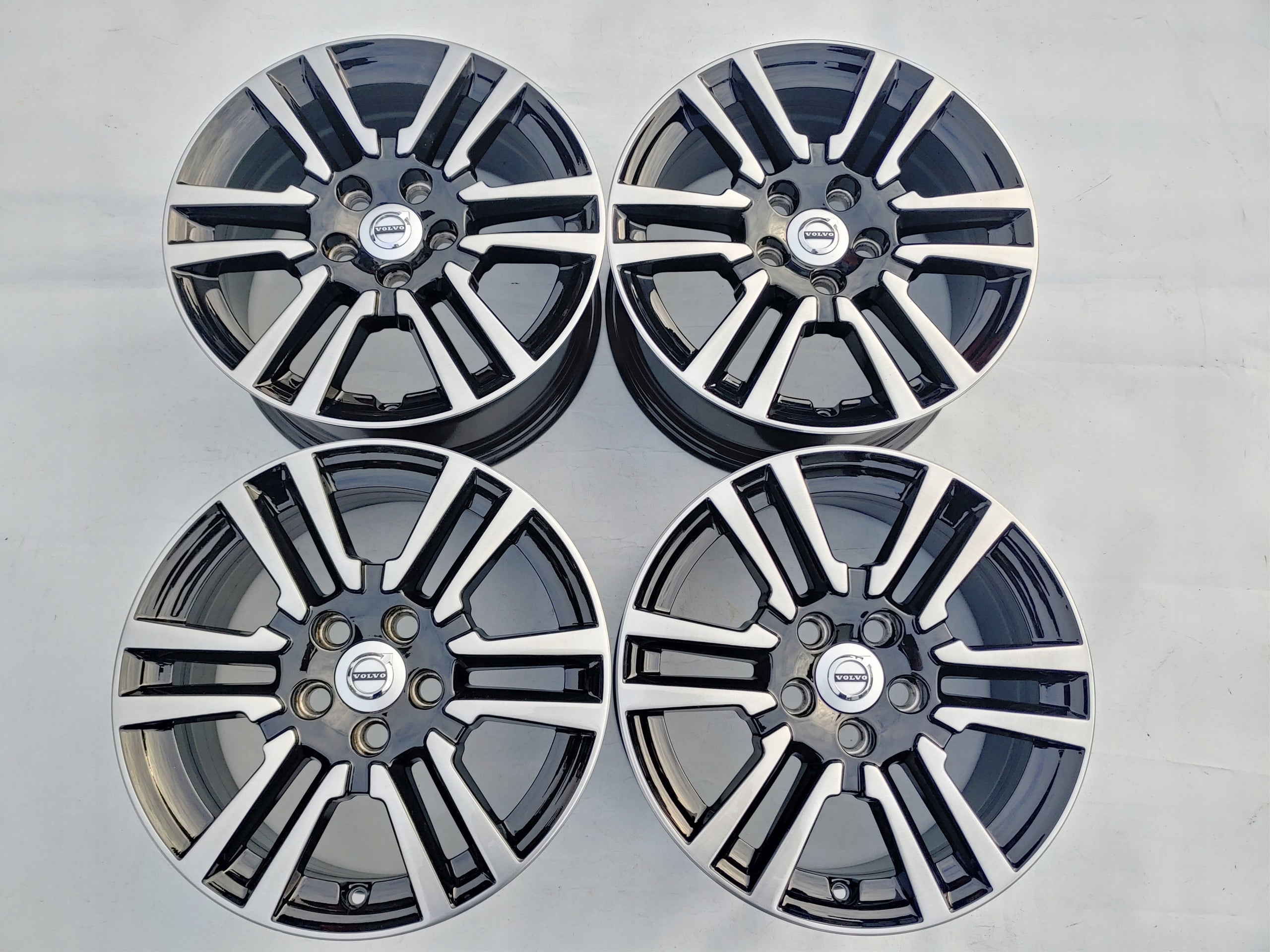  Alu Felge Volvo V40 Cross Country V40 Cross country 16 Zoll 7.0J 5x108 50ET 31445799 product image