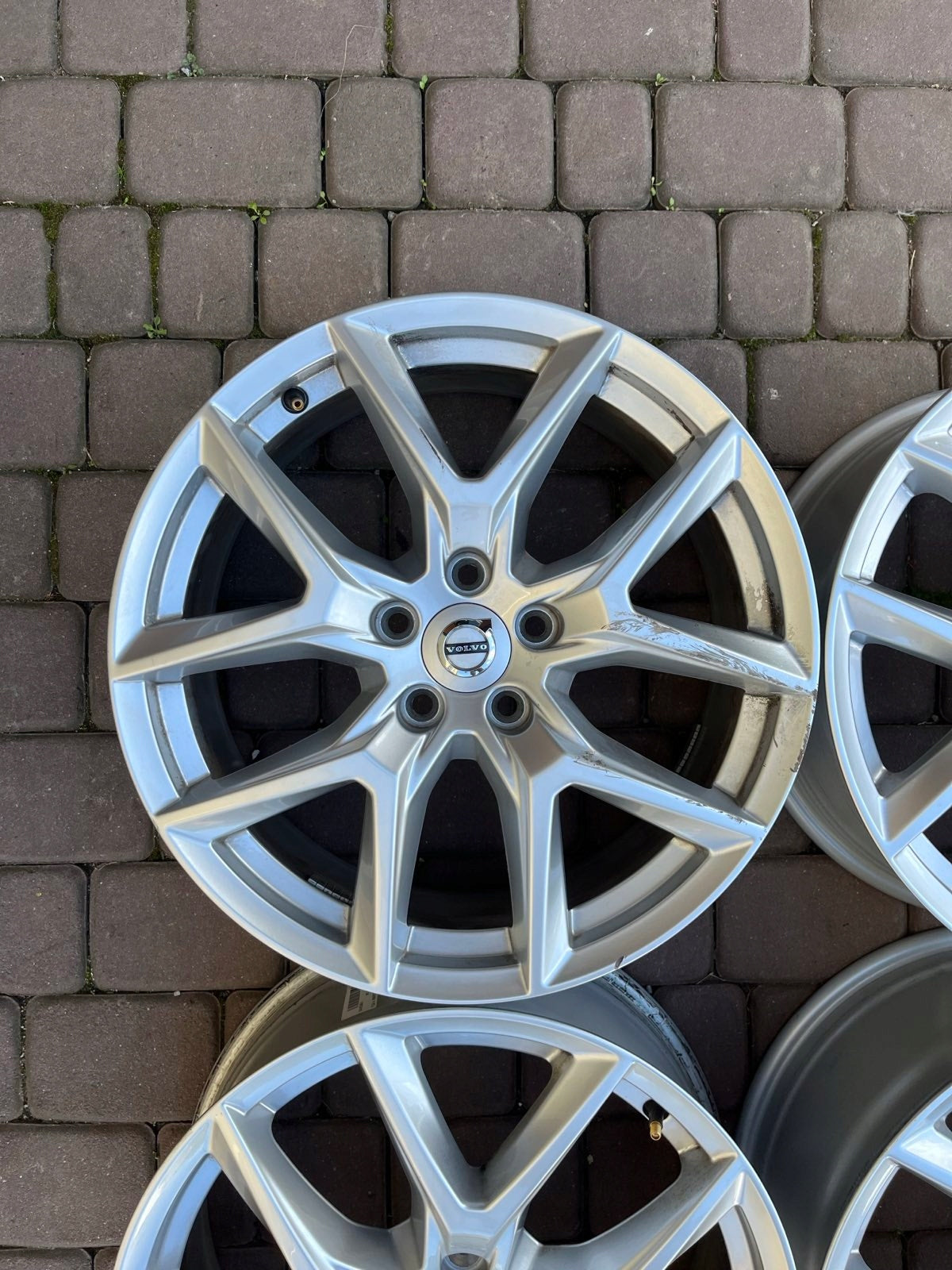 Alu Felge Volvo XC60 XC40 Aluminum rim 18 Zoll 7.5J 5x108