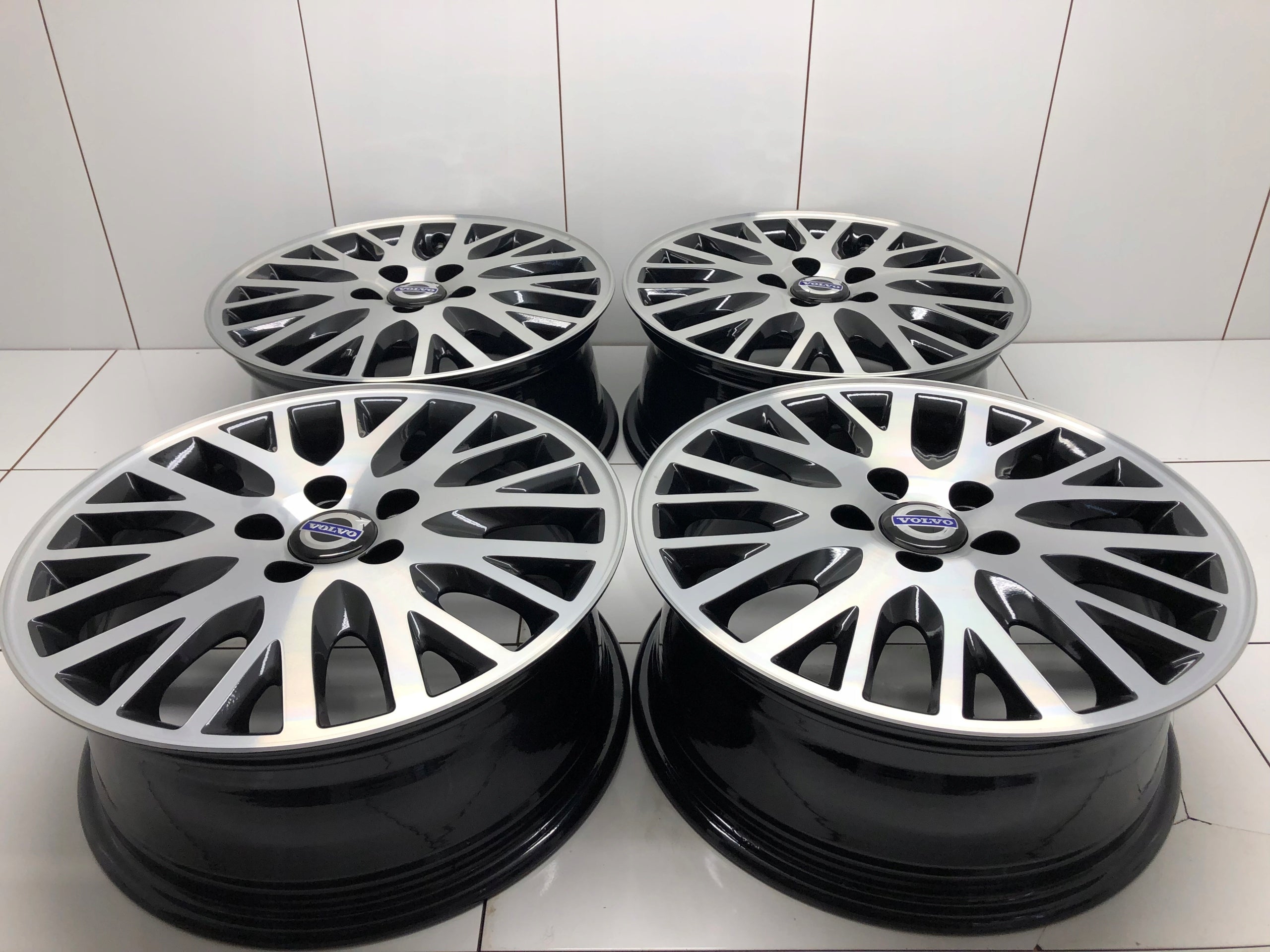 Alu Felge Volvo 850 Aluminum rim 16 Zoll 6.5J 5x108