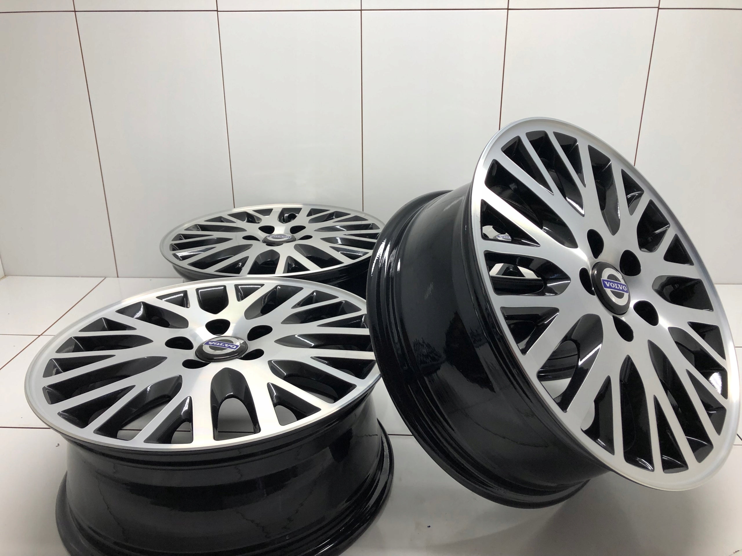 Alu Felge Volvo 850 Aluminum rim 16 Zoll 6.5J 5x108