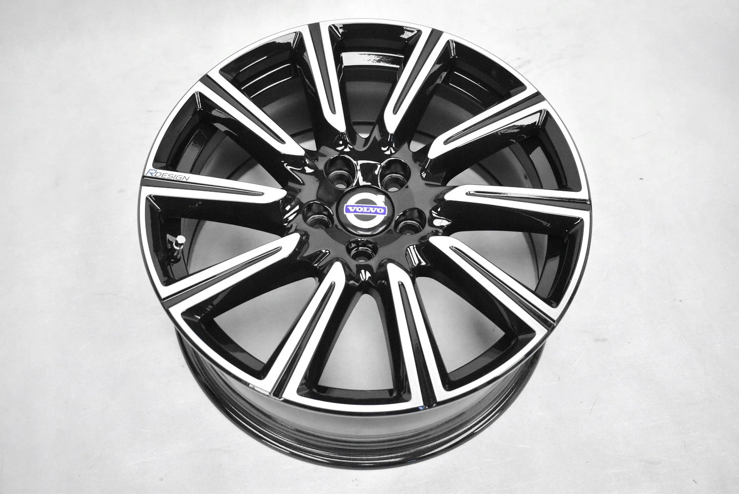 Alu Felge Volvo S90 Aluminum rim 18 Zoll 8.0J 5x108 42ET 31445301