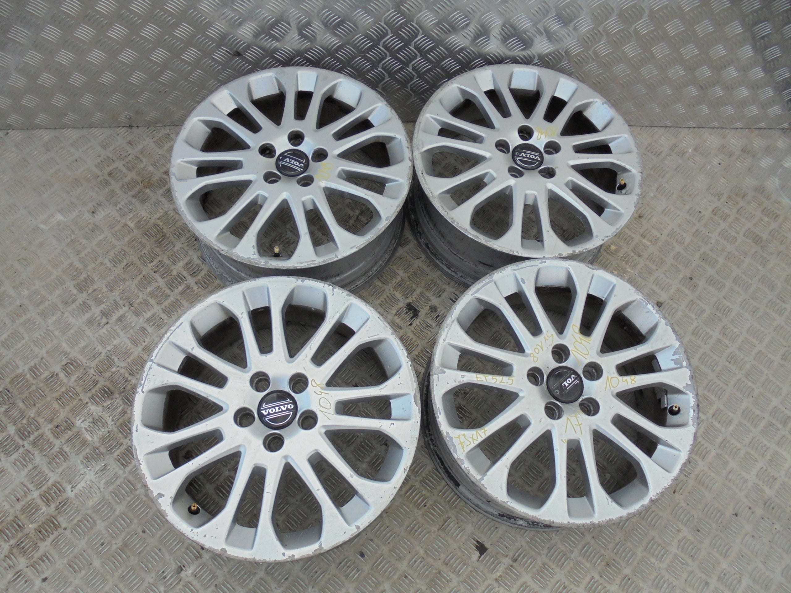 Alu Felge Volvo V40 Aluminum rim 17 Zoll 7.0J 5x108 52,5ET