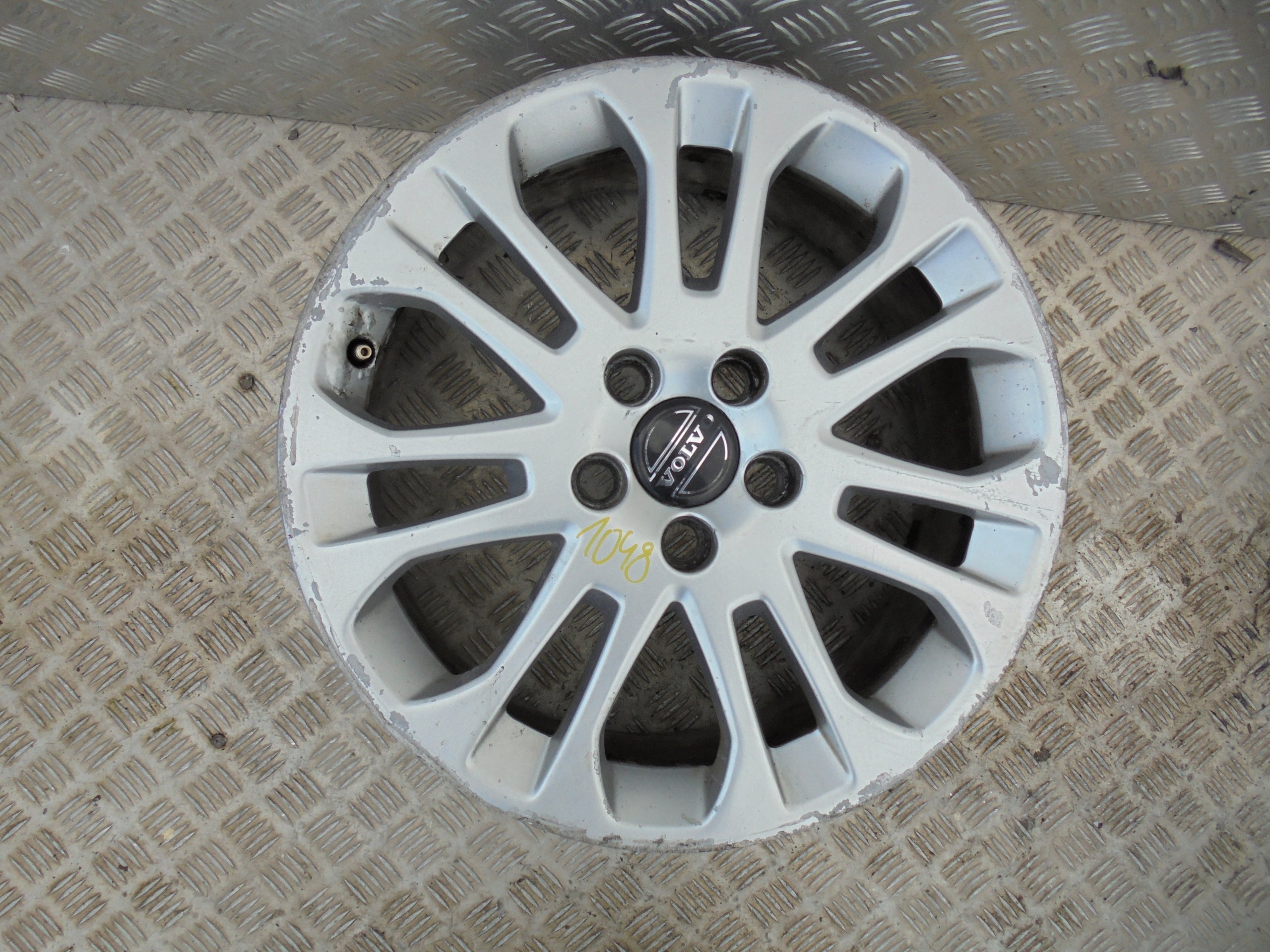 Alu Felge Volvo V40 Aluminum rim 17 Zoll 7.0J 5x108 52,5ET