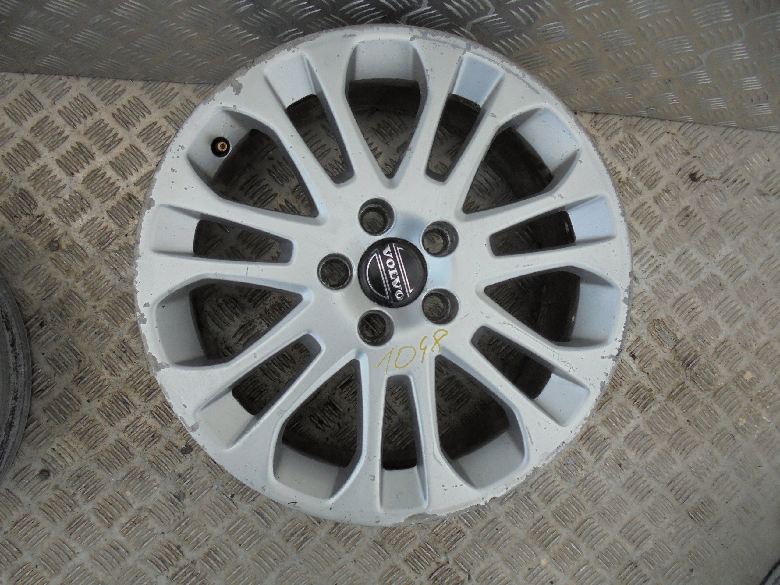 Alu Felge Volvo V40 Aluminum rim 17 Zoll 7.0J 5x108 52,5ET