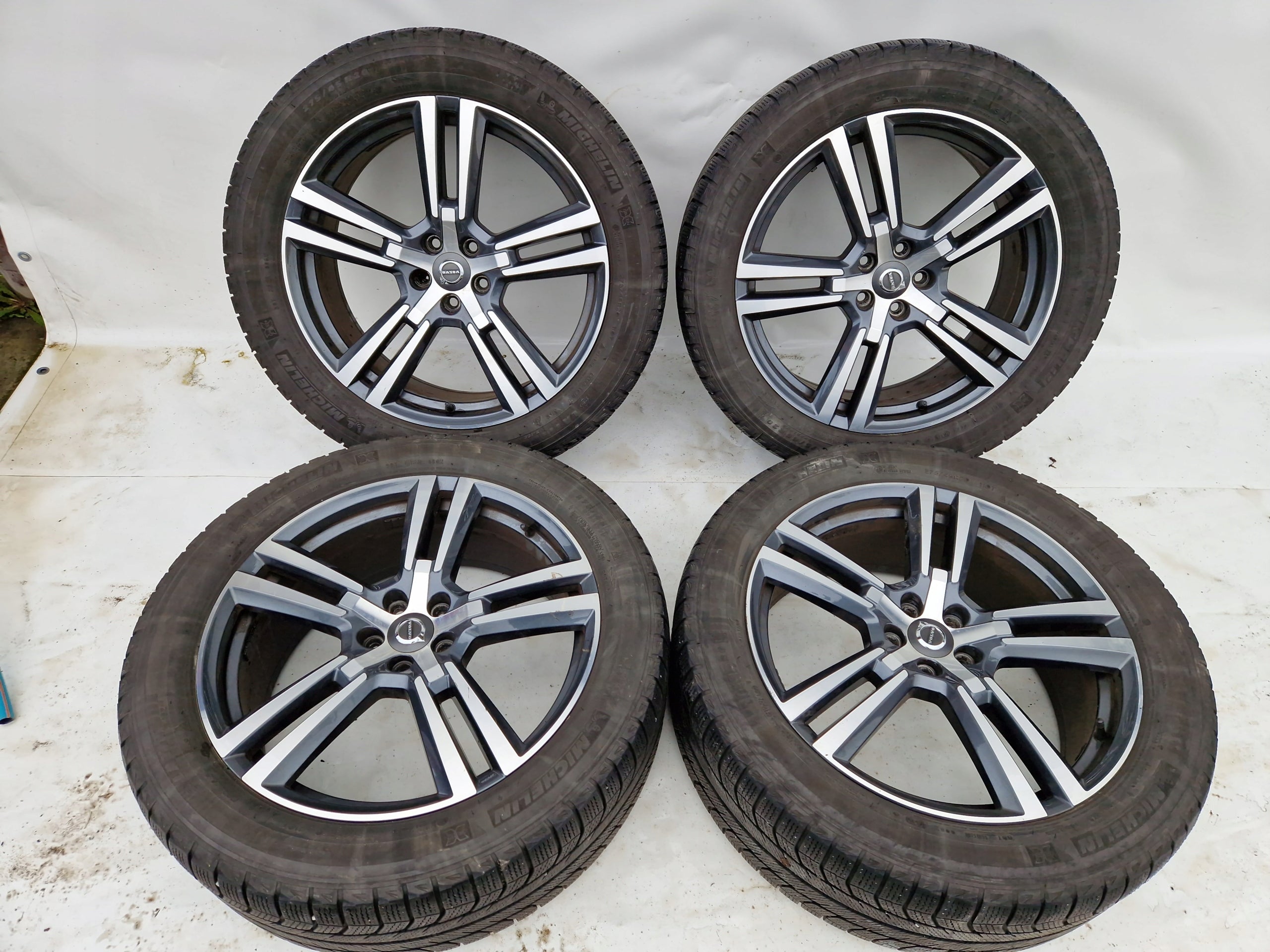 Alu Felge Volvo XC60 XC40 V40 142 20 Zoll 8.0J 5x108 52,5ET 31423853