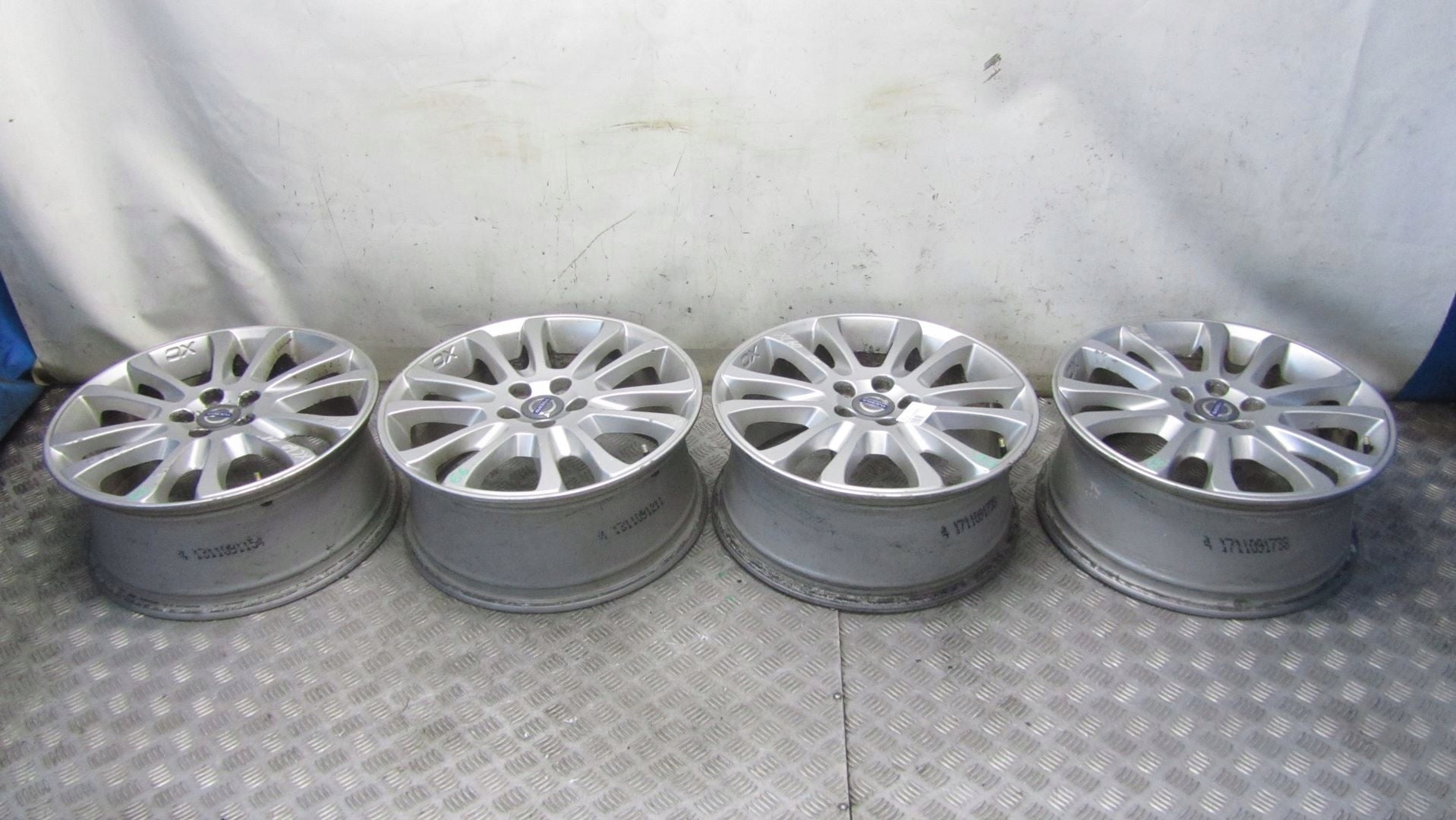 Alu Felge Volvo XC60 Aluminum rim 18 Zoll 7.5J 5x108