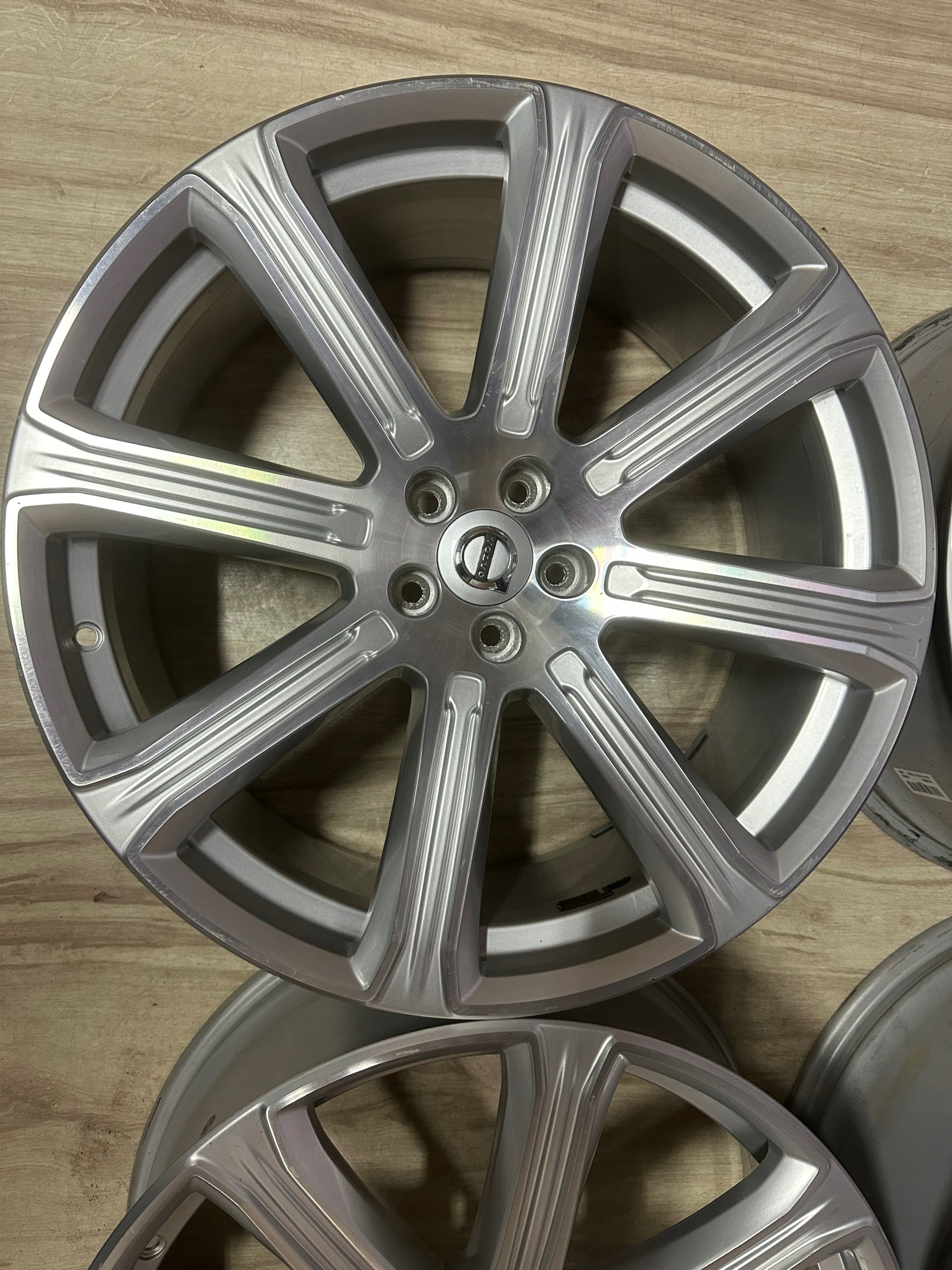 Alu Felge Volvo XC70 XC40 XC60 S90 C70 XC90 21 Zoll 9.0J 5x108 38,5ET