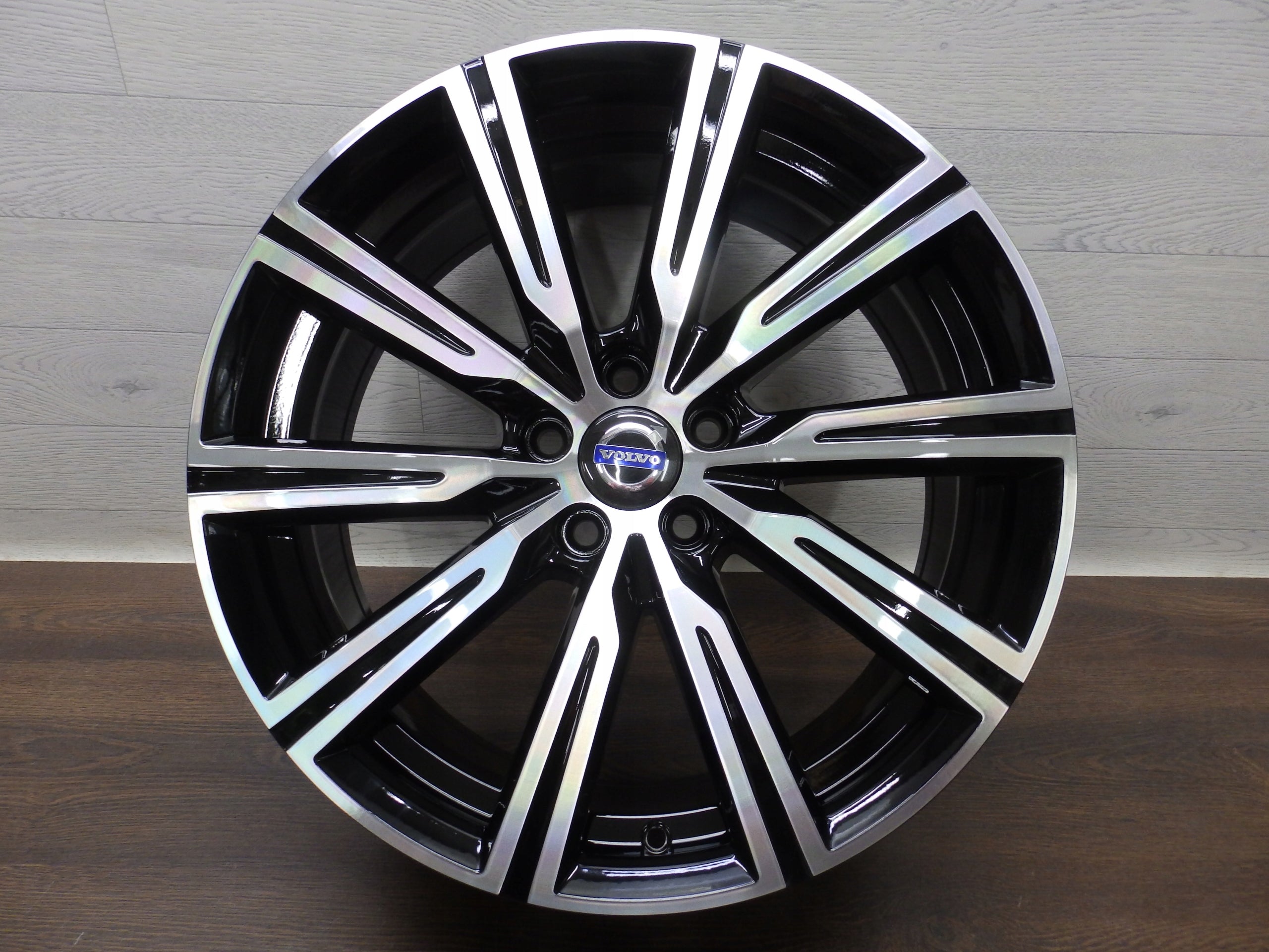 Alu Felge Volvo XC60 XC40 Aluminum rim 19 Zoll 7.5J 5x108 50,5ET 31423852