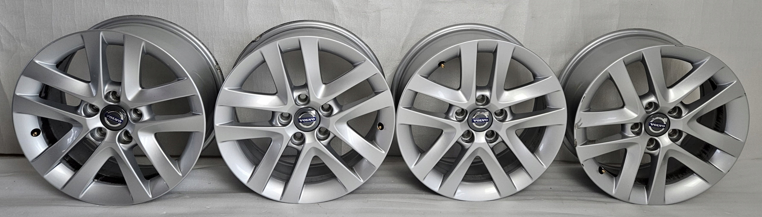 Alu Felge Volvo V60 S60 142 XC60 S80 V70 Aluminum rim 16 Zoll 7.0J 5x108 50ET