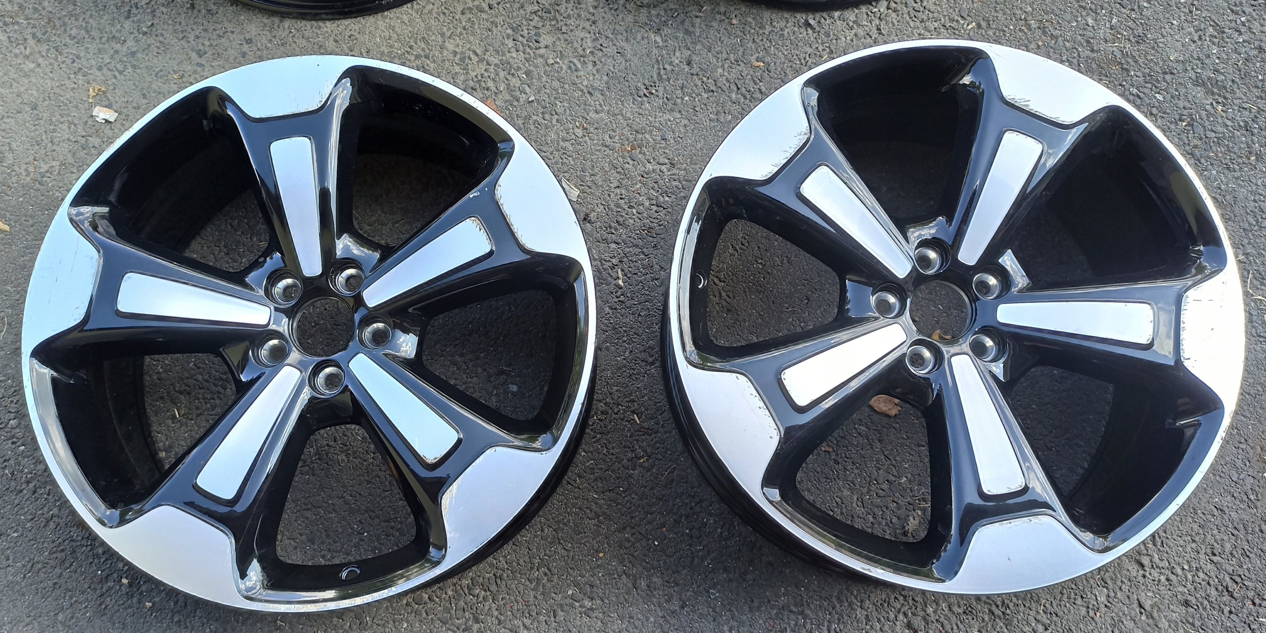 Alu Felge Volvo V60 S60 XC40 XC60 XC90 20 Zoll 8.0J 5x108 50,5ET 32209449