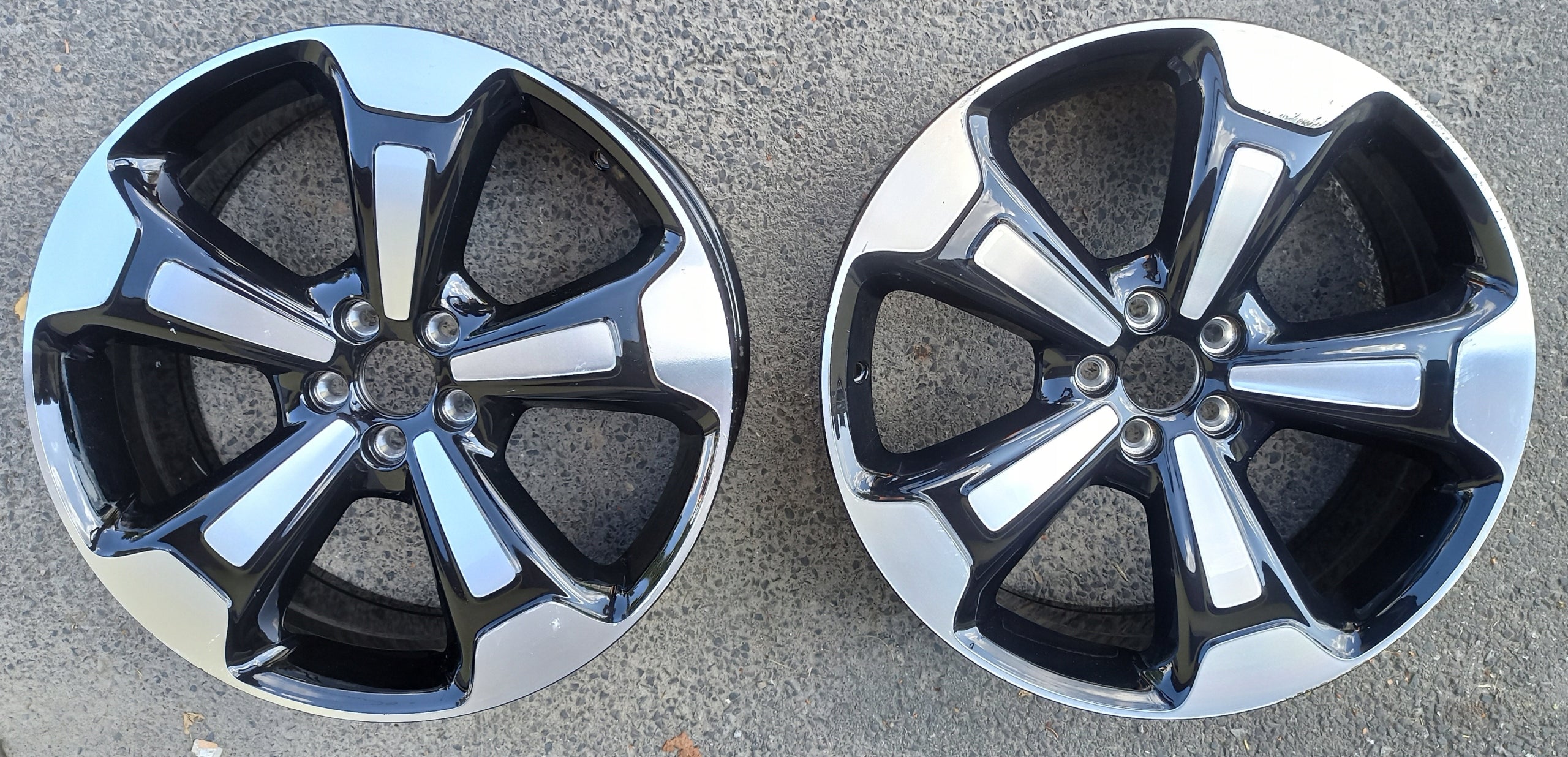 Alu Felge Volvo V60 S60 XC40 XC60 XC90 20 Zoll 8.0J 5x108 50,5ET 32209449