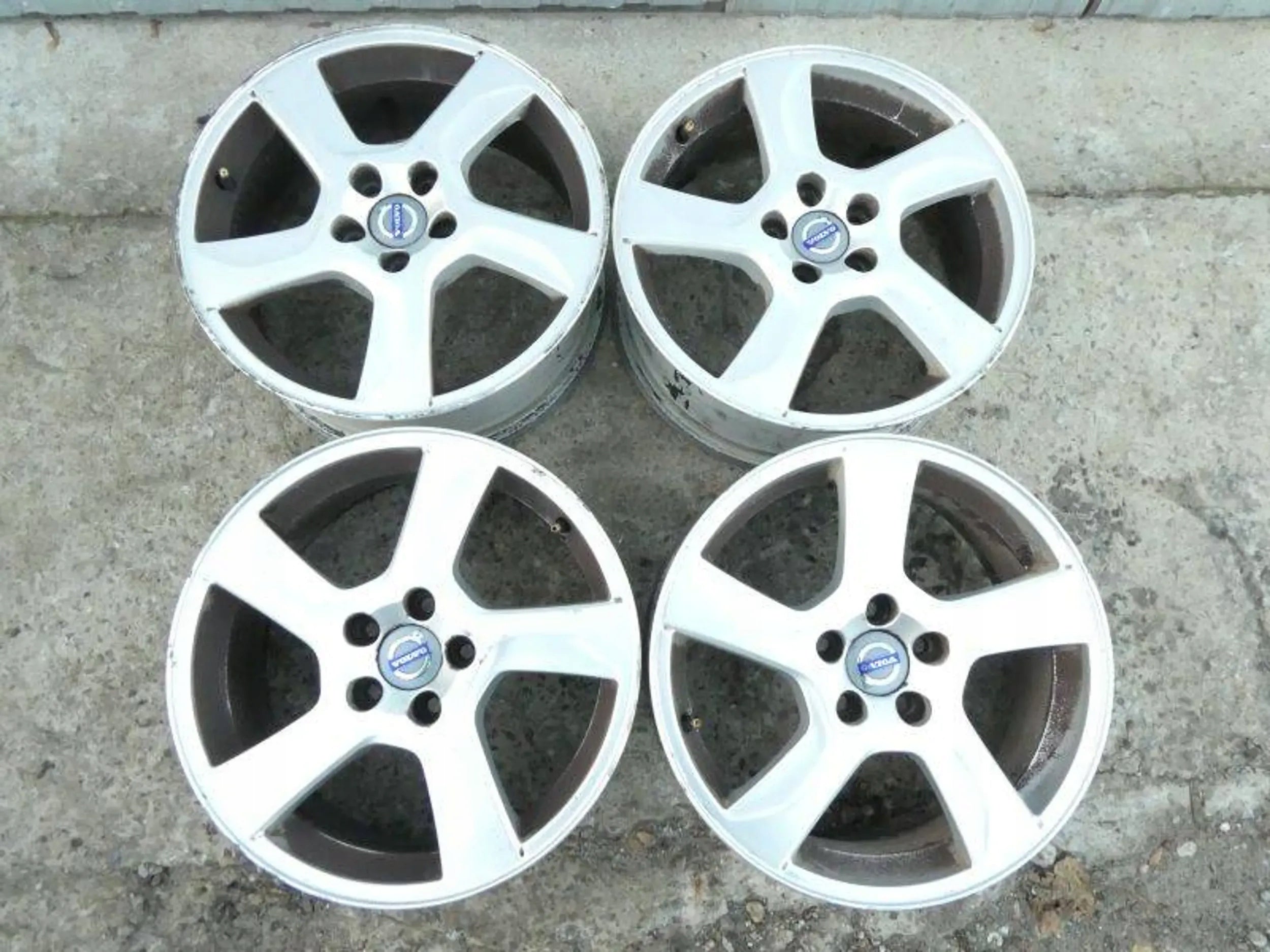  Alu rim Volvo V60 S60 S80 V70 Aluminum rim 17 inch 7.0J 5x108  product image