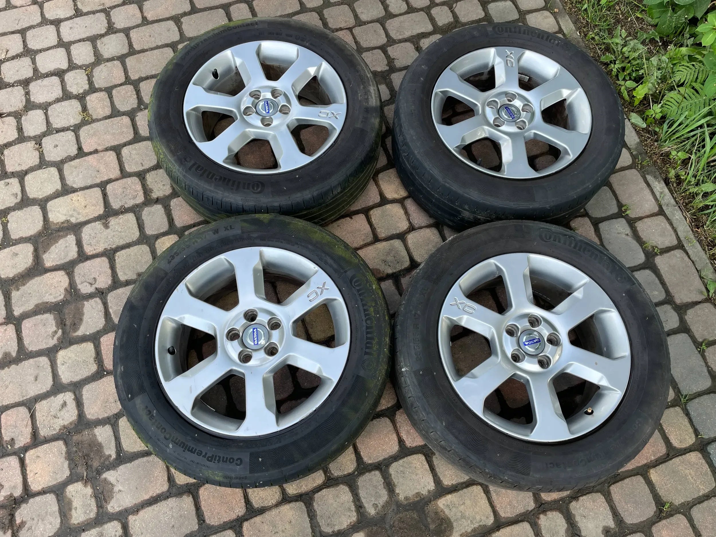  Alu Felge Volvo XC60 C70 XC90 XC70 17 Zoll 7.5J 5x108 55ET 30714025 product image