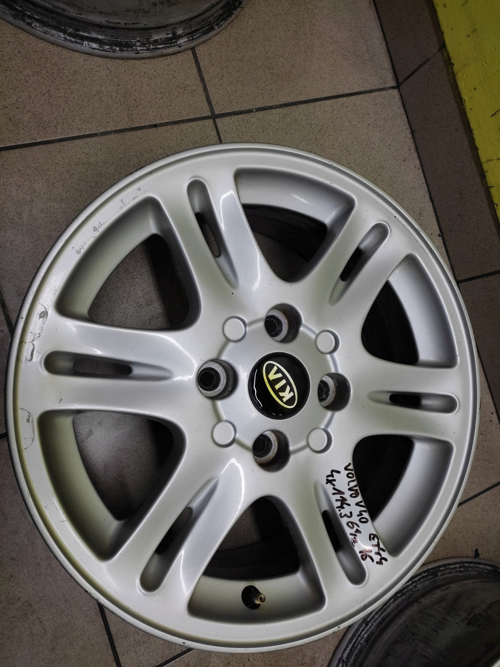 Alu Felge Volvo V40 Aluminum rim 16 Zoll 6.5J 4x114.3