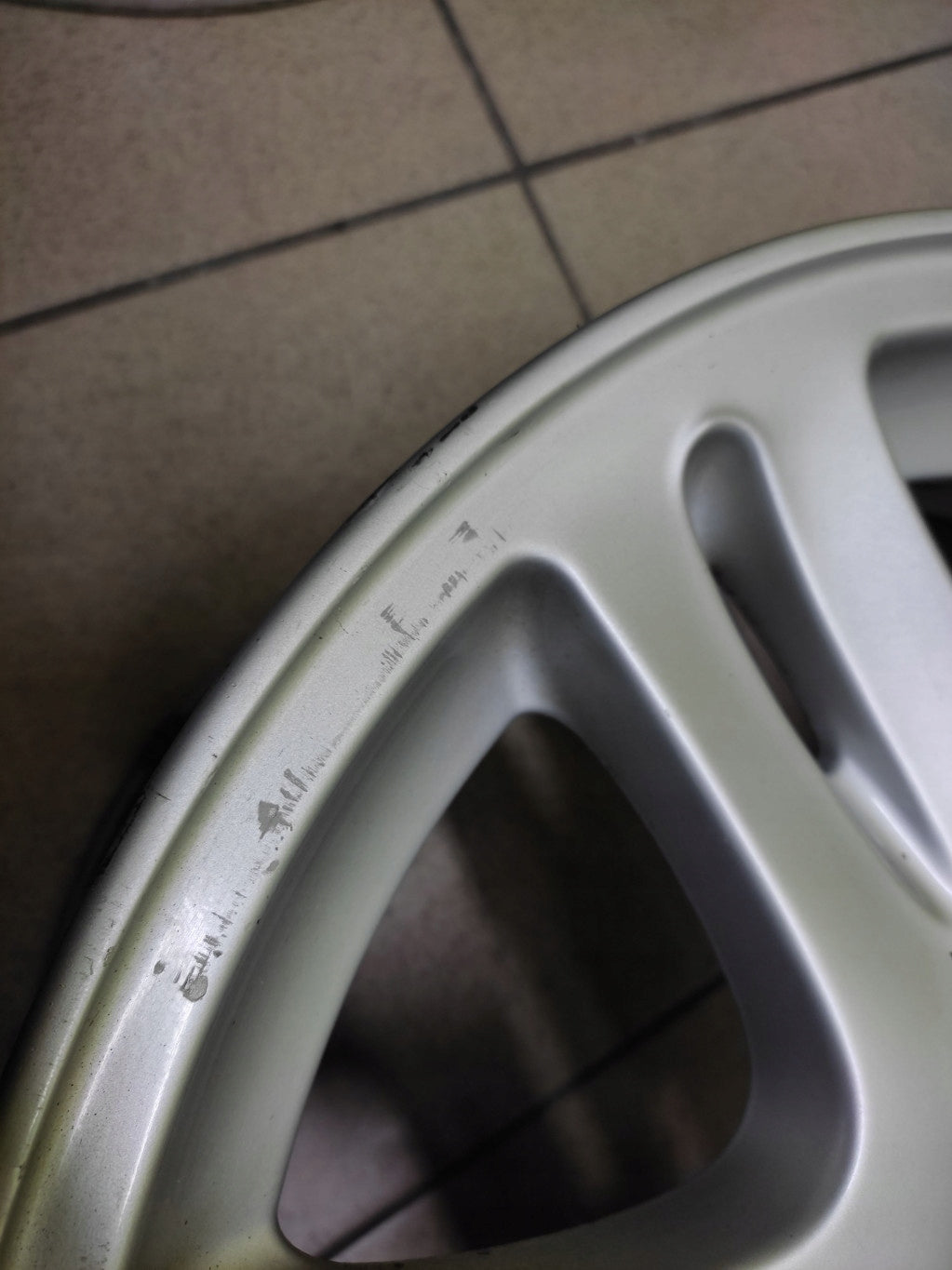 Alu Felge Volvo V40 Aluminum rim 16 Zoll 6.5J 4x114.3