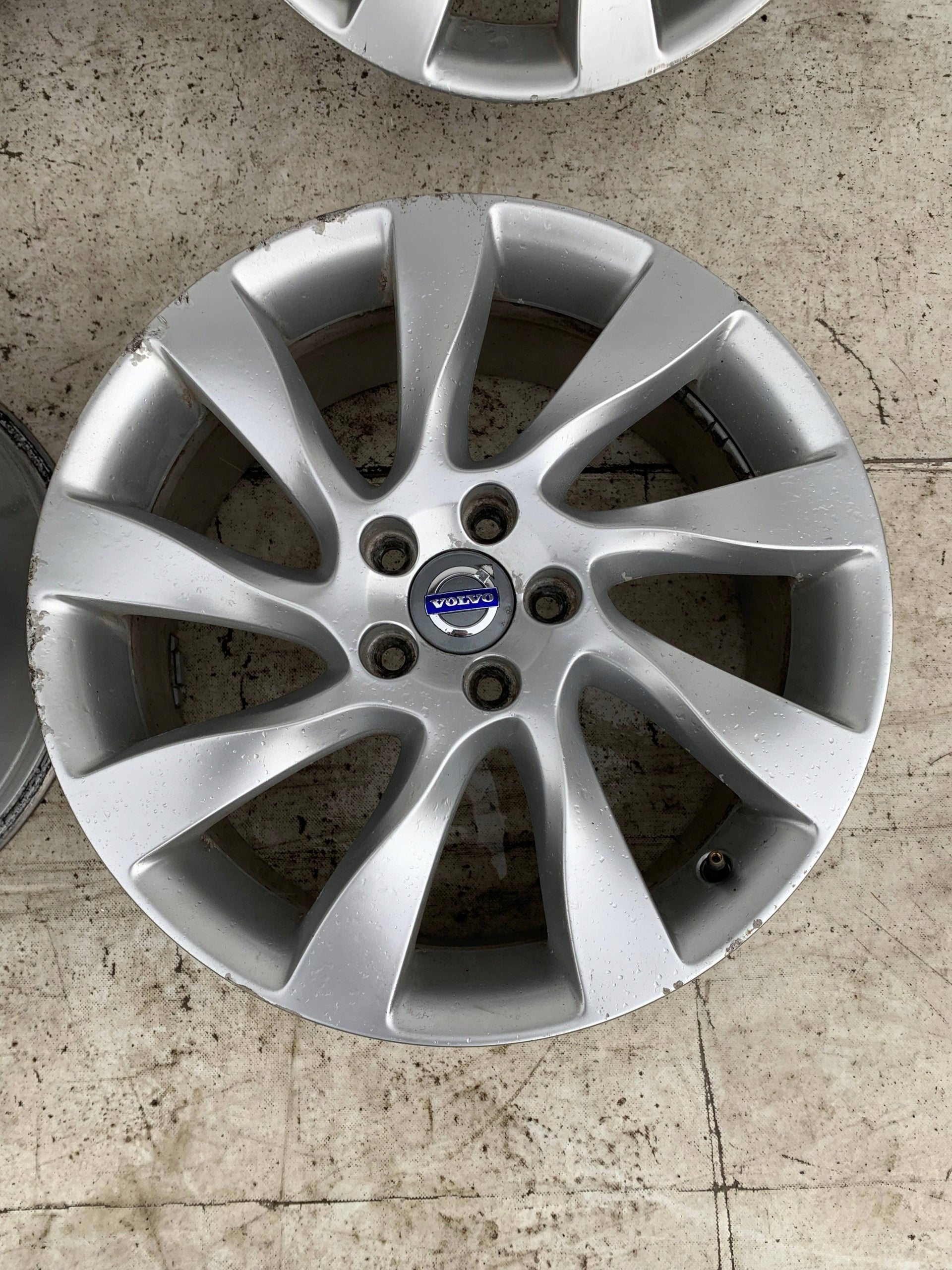 Alu Felge Volvo V60 S60 S80 Aluminum rim 18 Zoll 8.0J 5x108 55ET 31302110