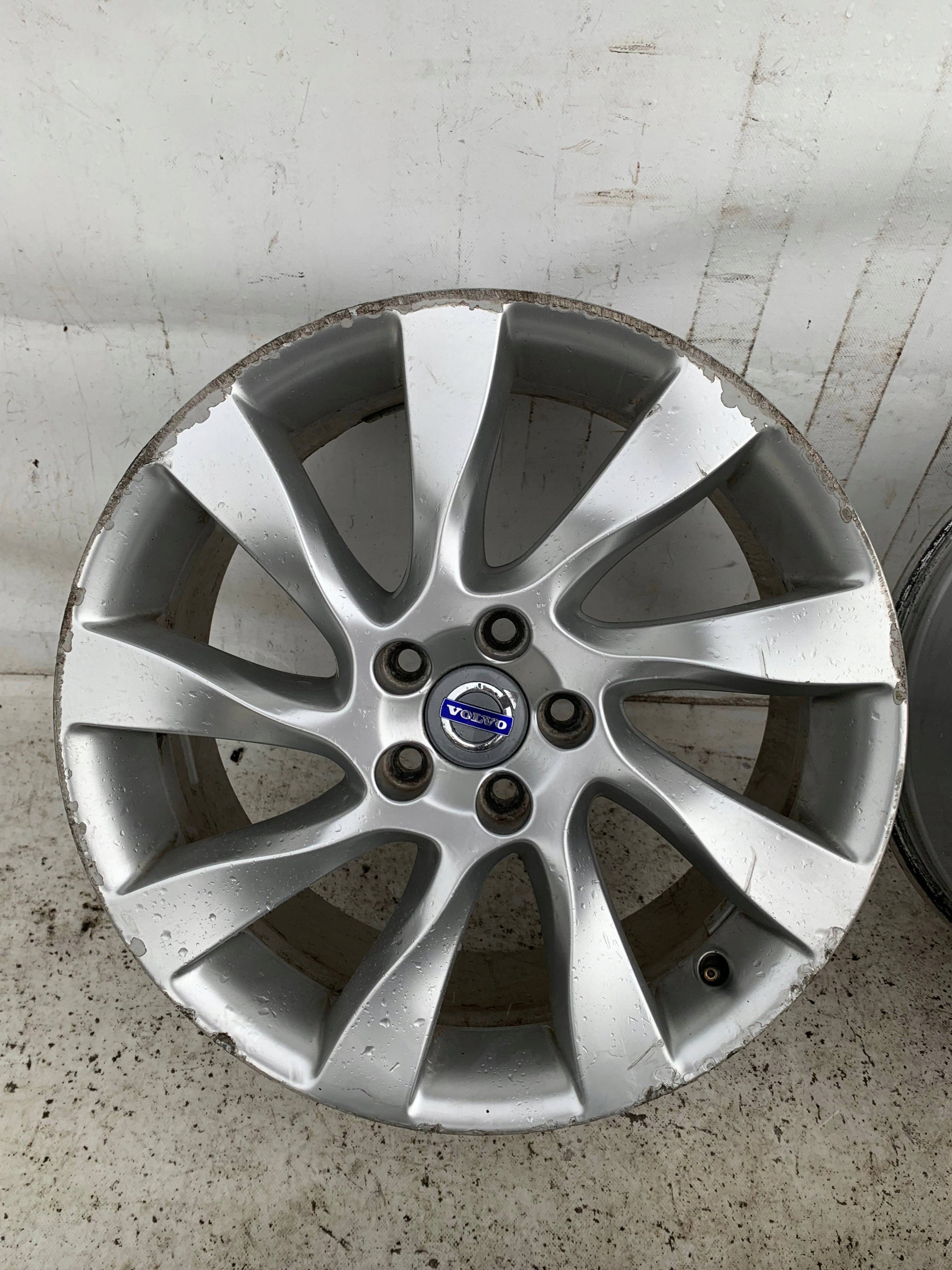 Alu Felge Volvo V60 S60 S80 Aluminum rim 18 Zoll 8.0J 5x108 55ET 31302110