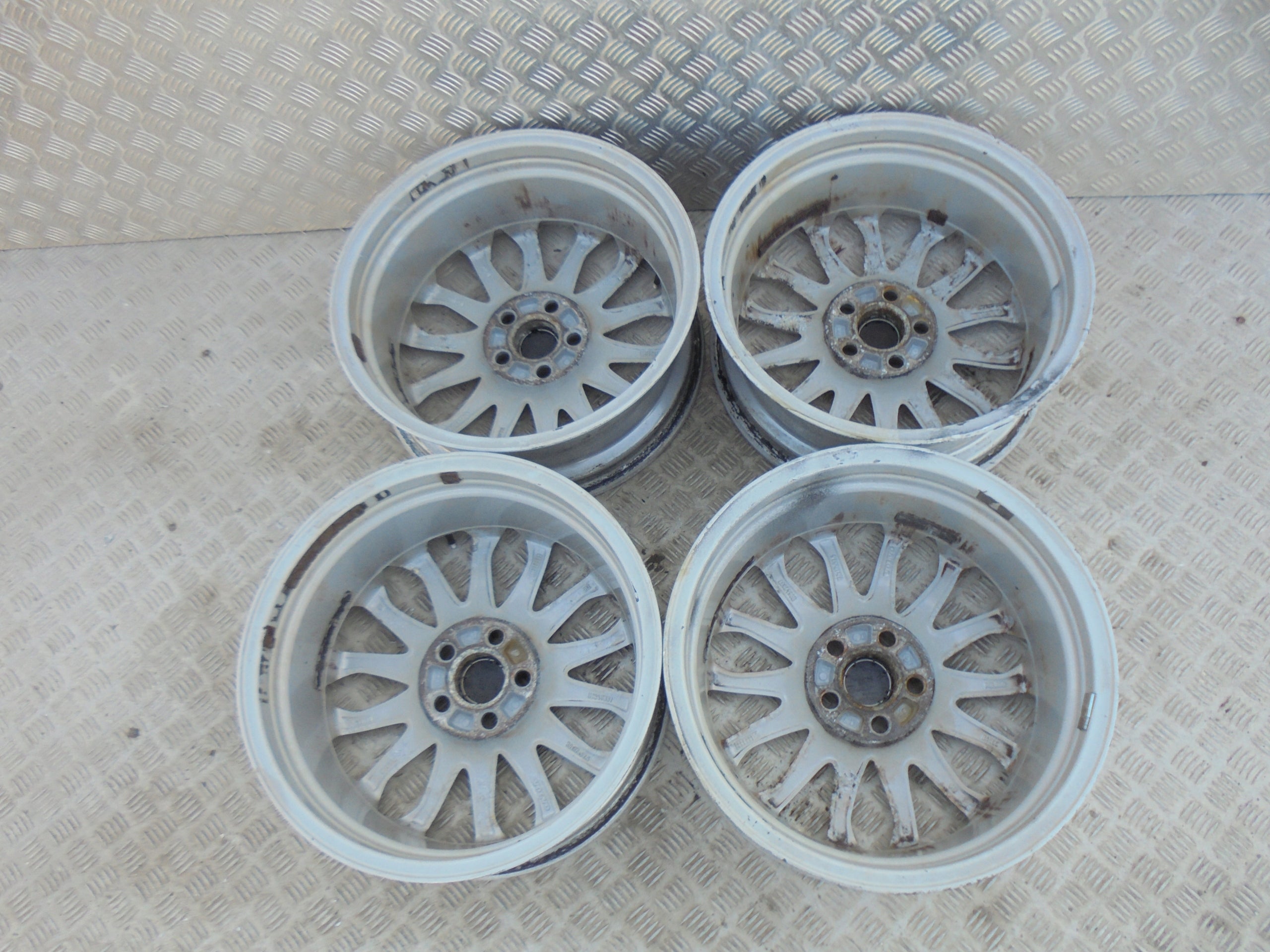 Alu Felge Volvo S40 Aluminum rim 17 Zoll 7.0J 5x108 52,5ET