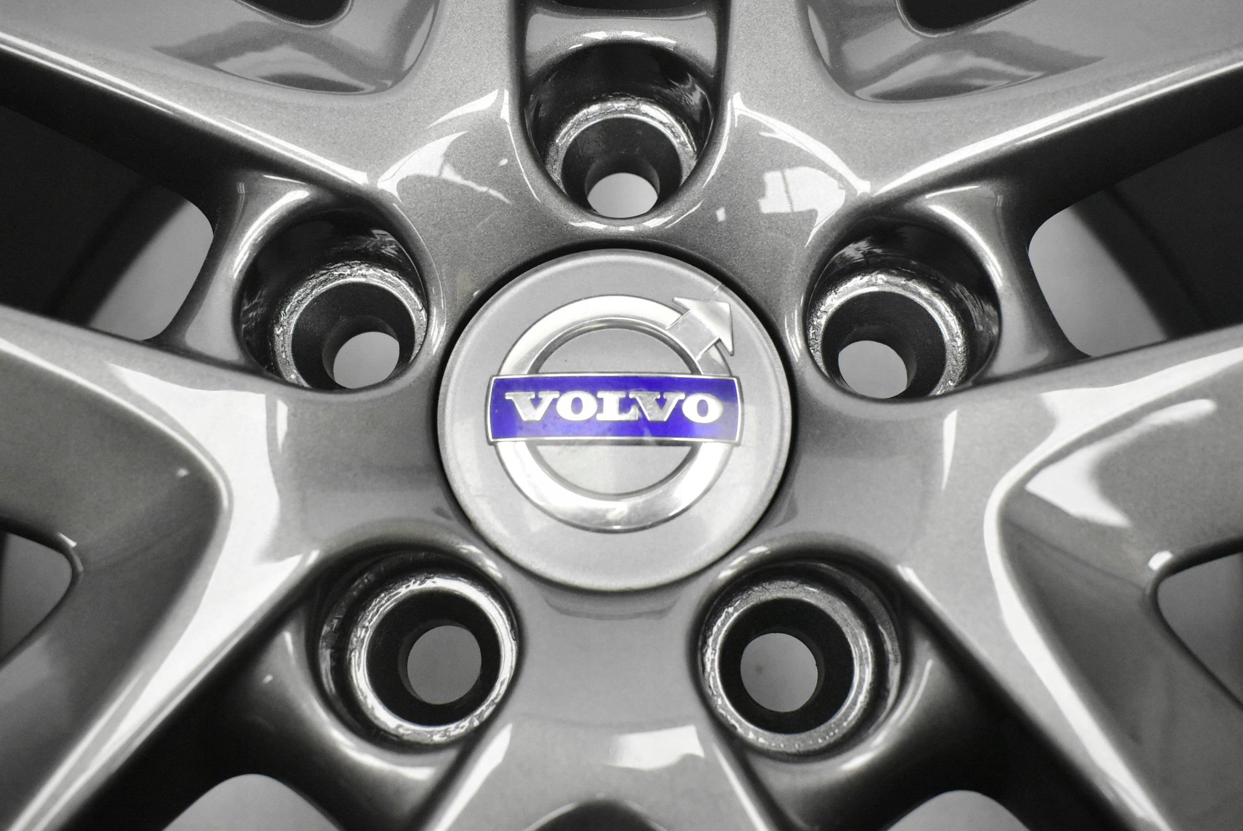 Alu Felge Volvo XC70 V60 S60 142 S80 V40 C70 V70 16 Zoll 7.0J 5x108 50ET 31414275