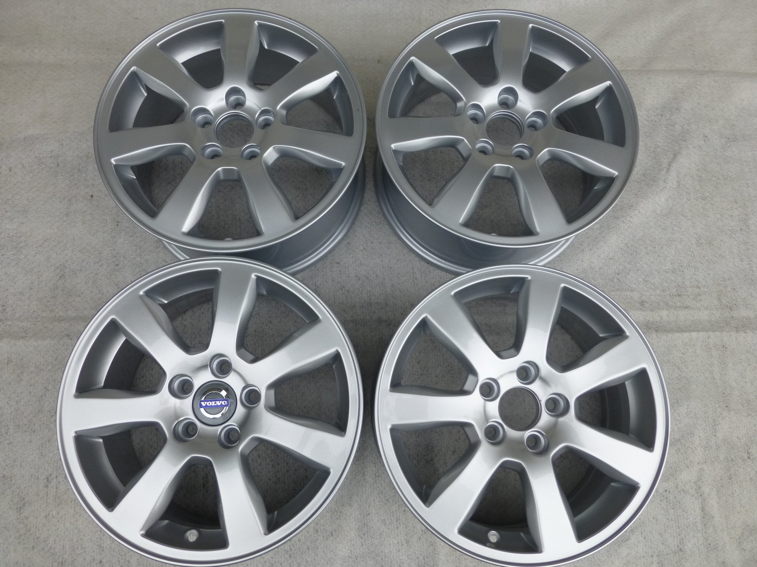 Alu Felge Volvo C30 V50 XC40 S60 S80 V40 V70 Aluminum rim 16 Zoll 7.0J 5x108