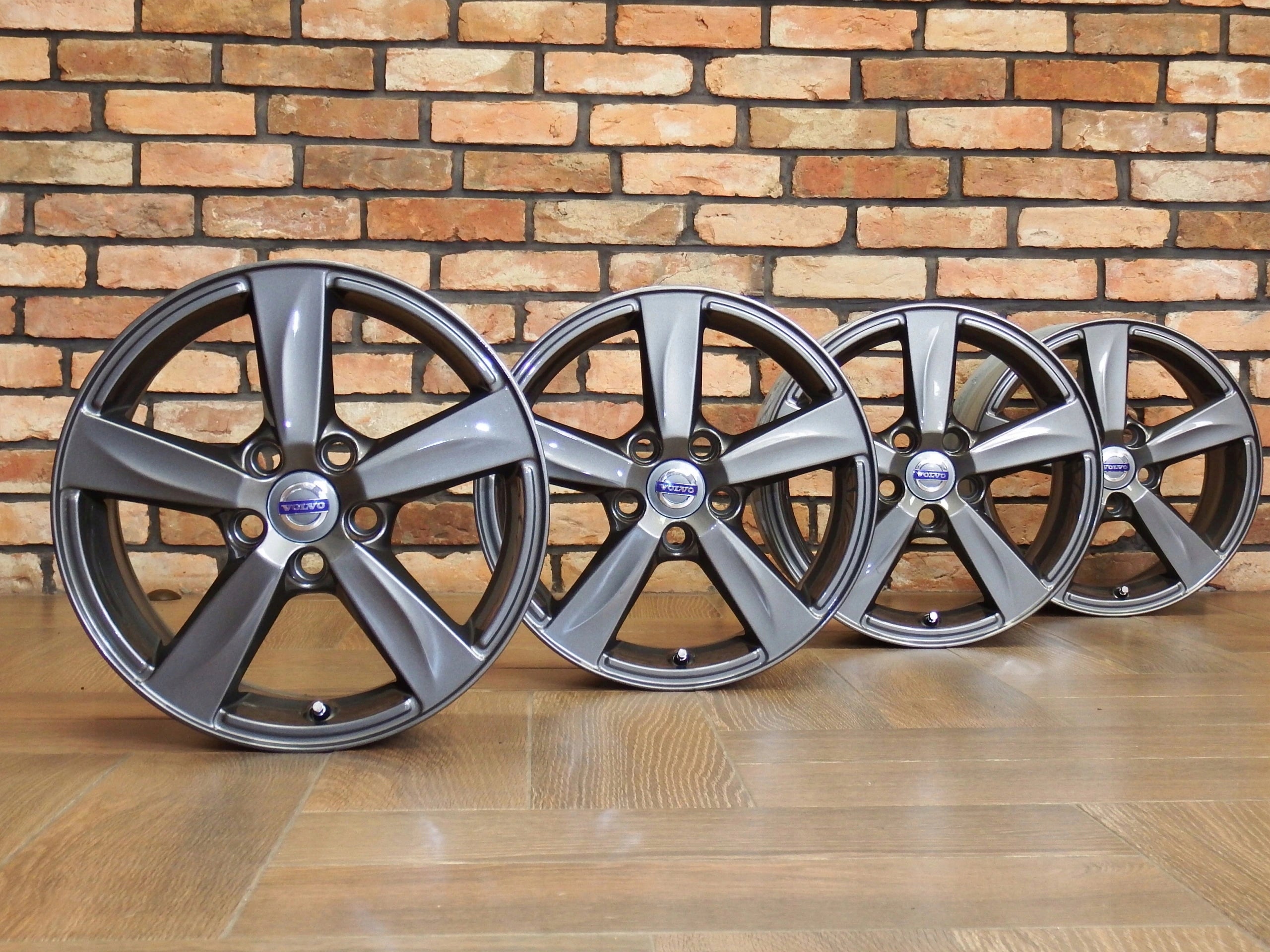  Alloy rim Volvo C30 V50 S60 V40 S40 V70 16 inch 7.0J 5x108 50ET 31317285  product image