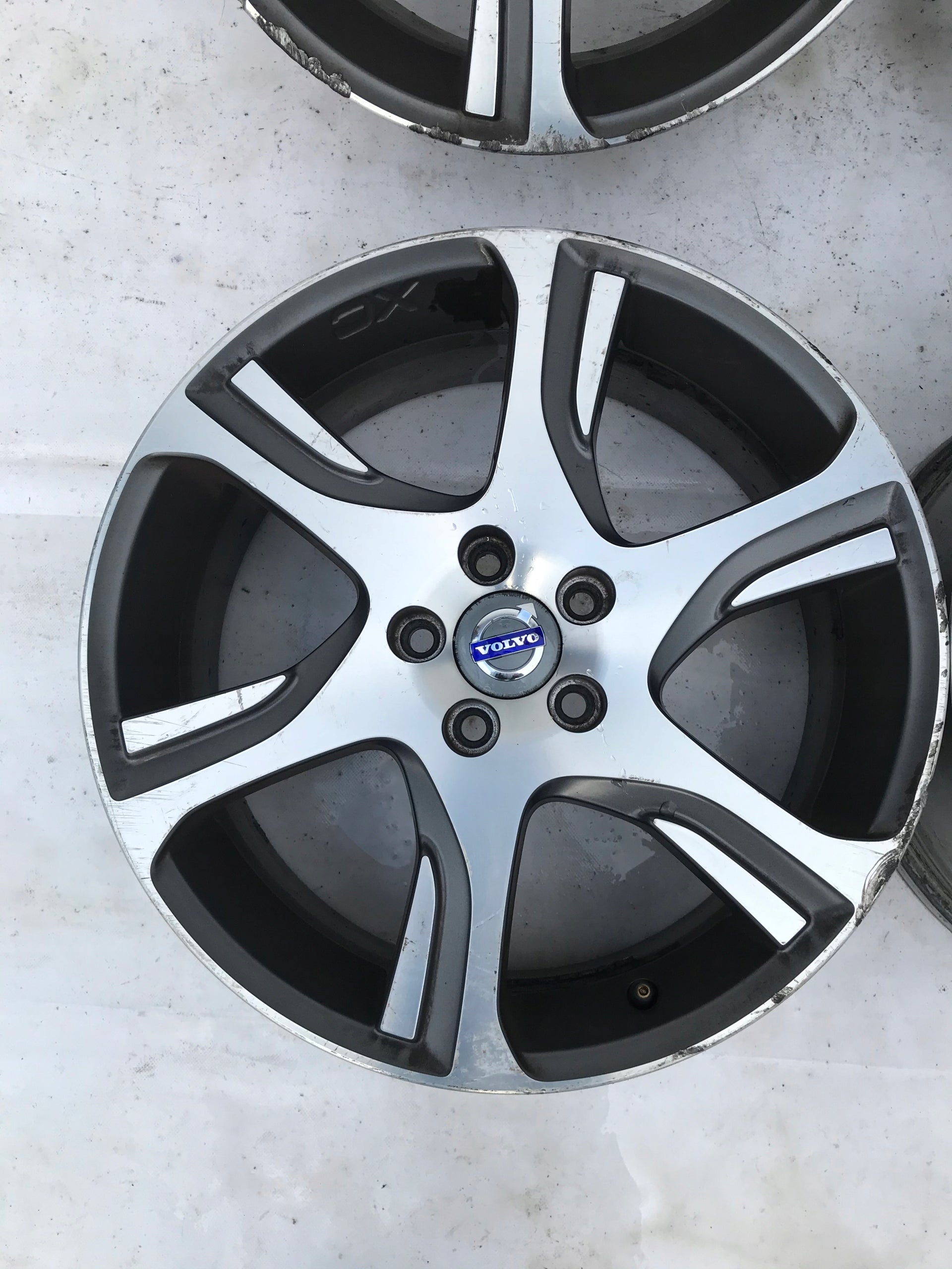 Alu Felge Volvo XC60 Aluminum rim 18 Zoll 7.5J 5x108 55ET 31280139