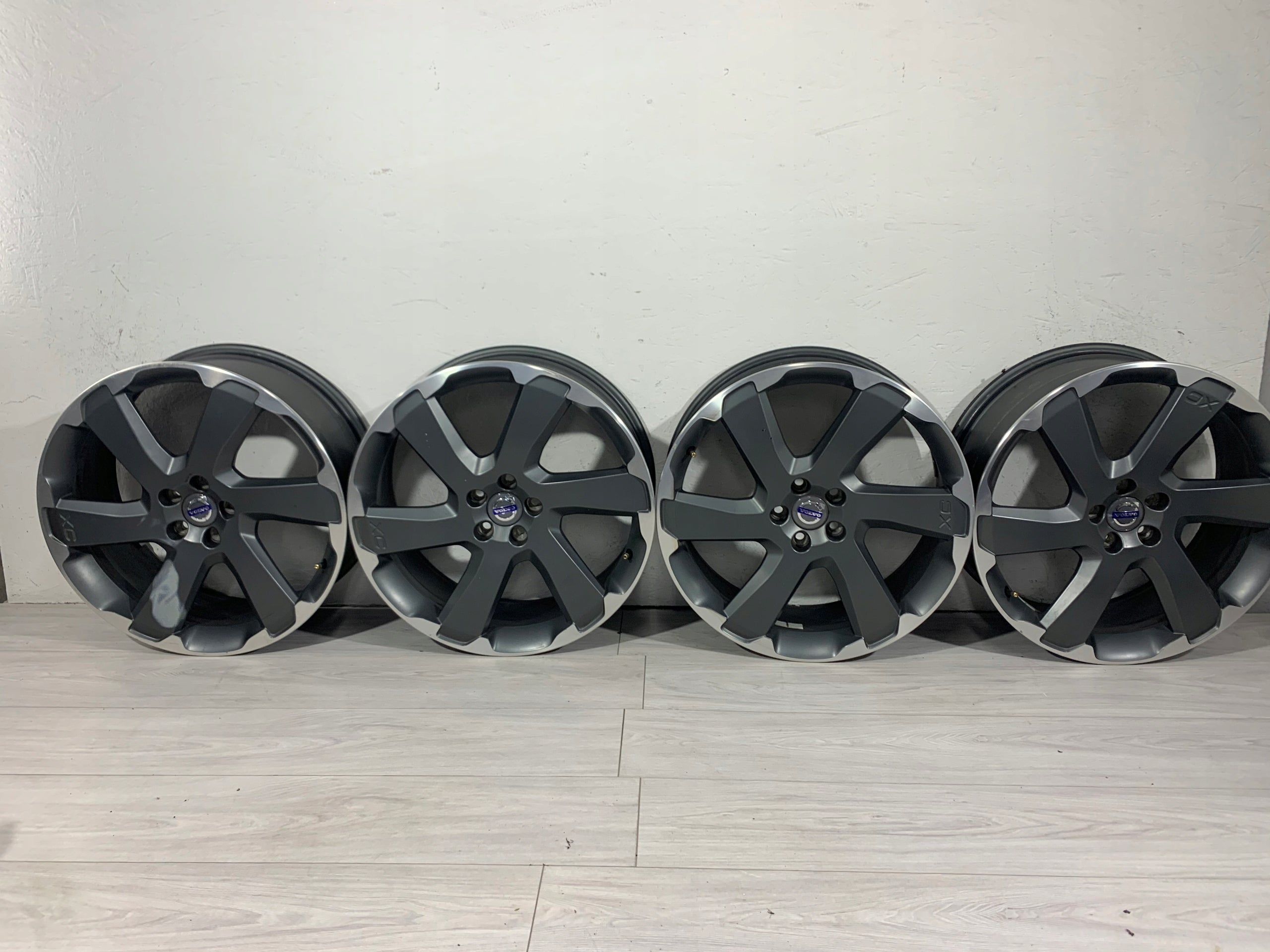 Alu Felge Volvo 122S Aluminum rim 20 Zoll 8.0J 5x108 31316133