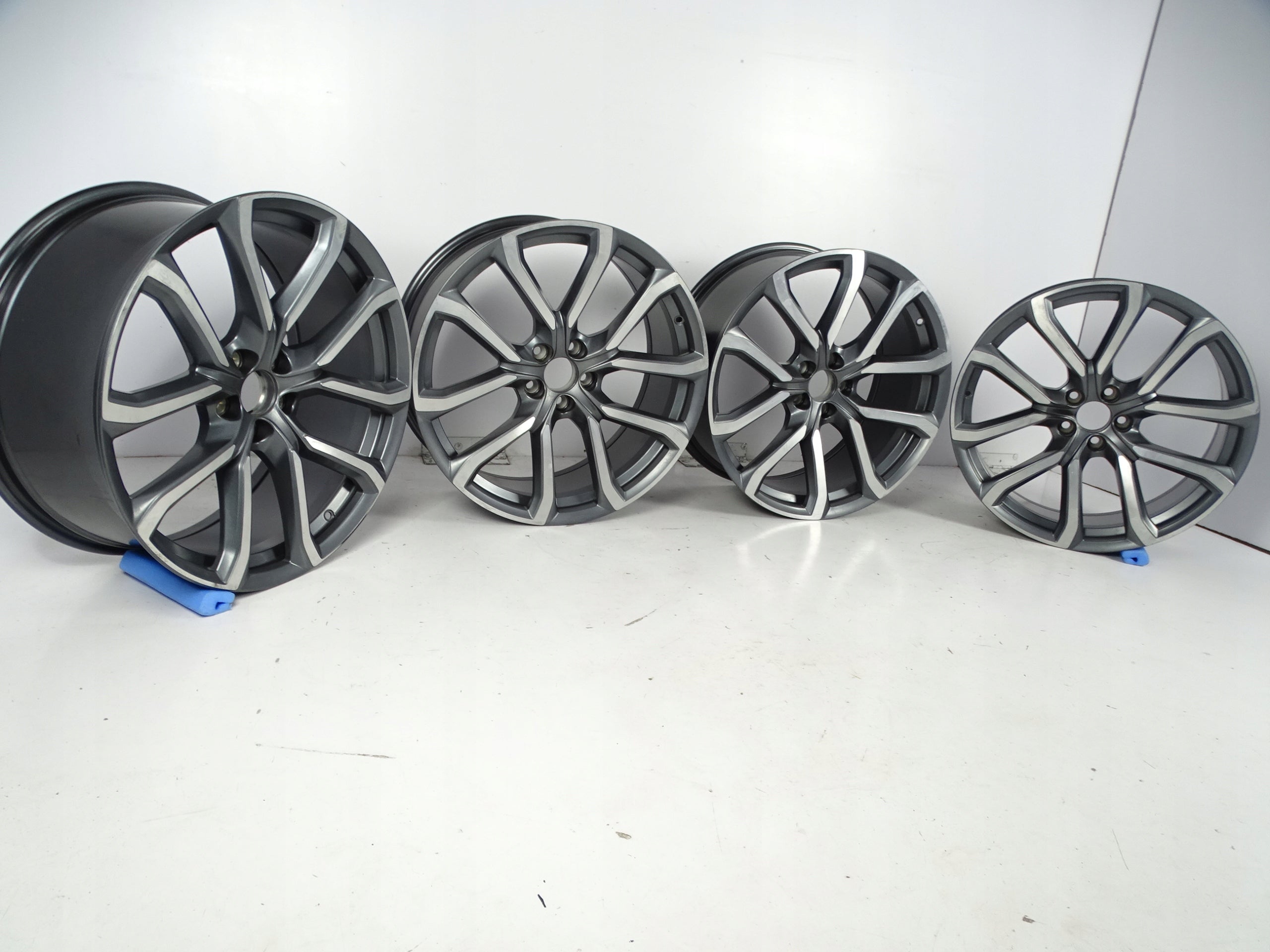 Alu Felge Volvo XC90 Aluminum rim 20 Zoll 9.0J 5x108 31381202