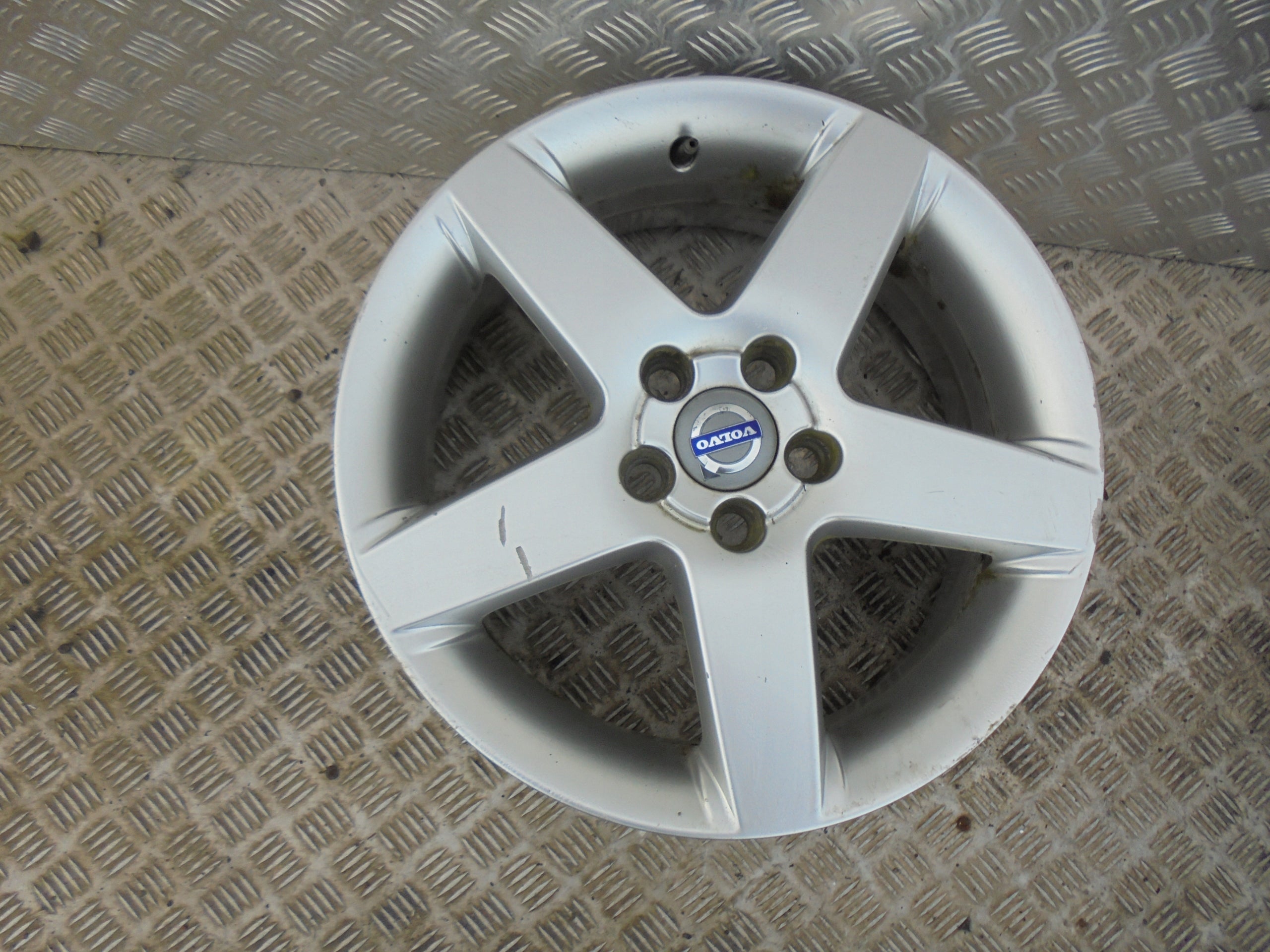 Alu Felge Volvo 122S Aluminum rim 17 Zoll 7.0J 5x108 52,5ET