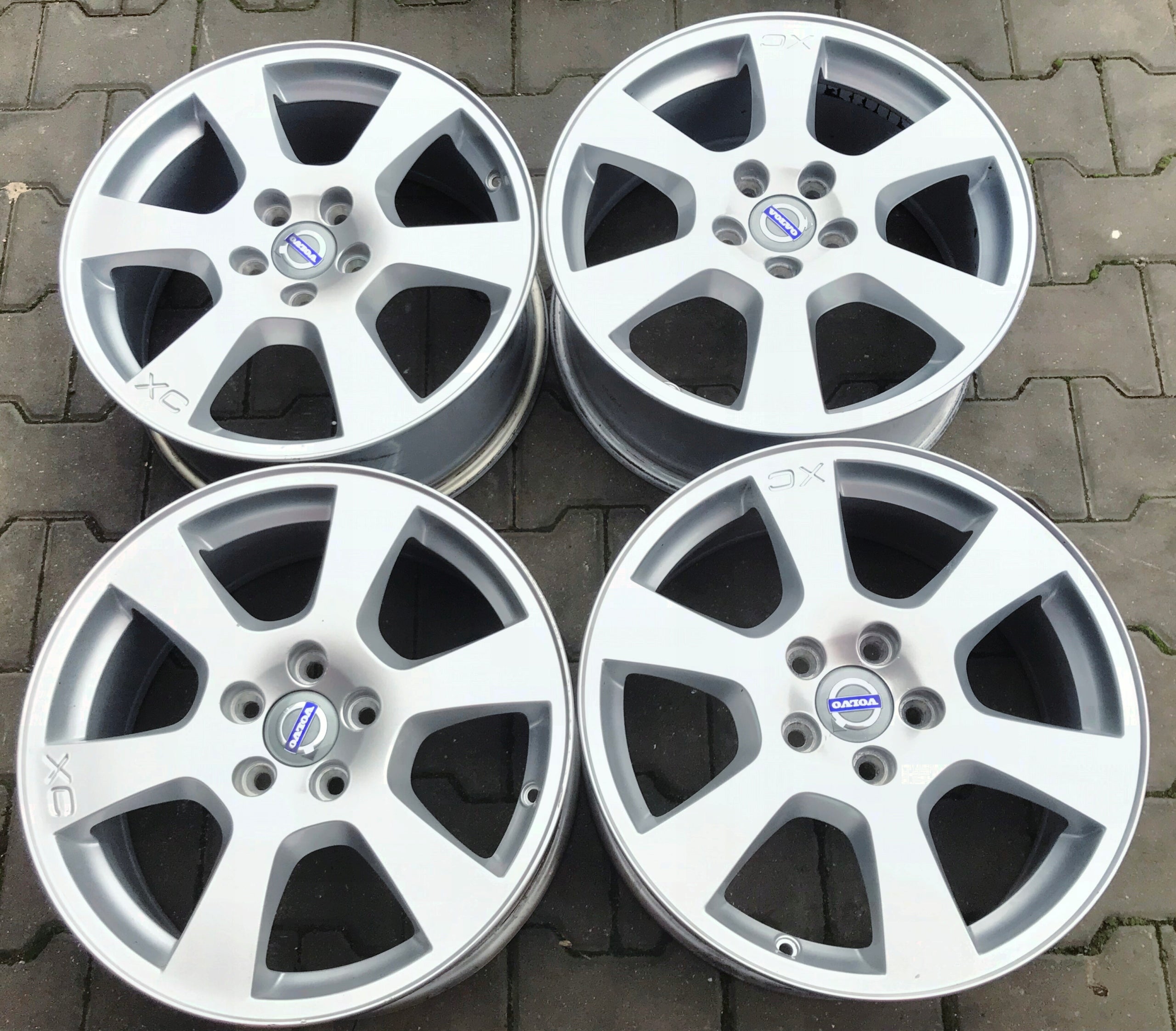  Alu Felge Volvo XC70 XC60 C70 Aluminum rim 17 Zoll 7.5J 5x108 55ET 30671480 product image