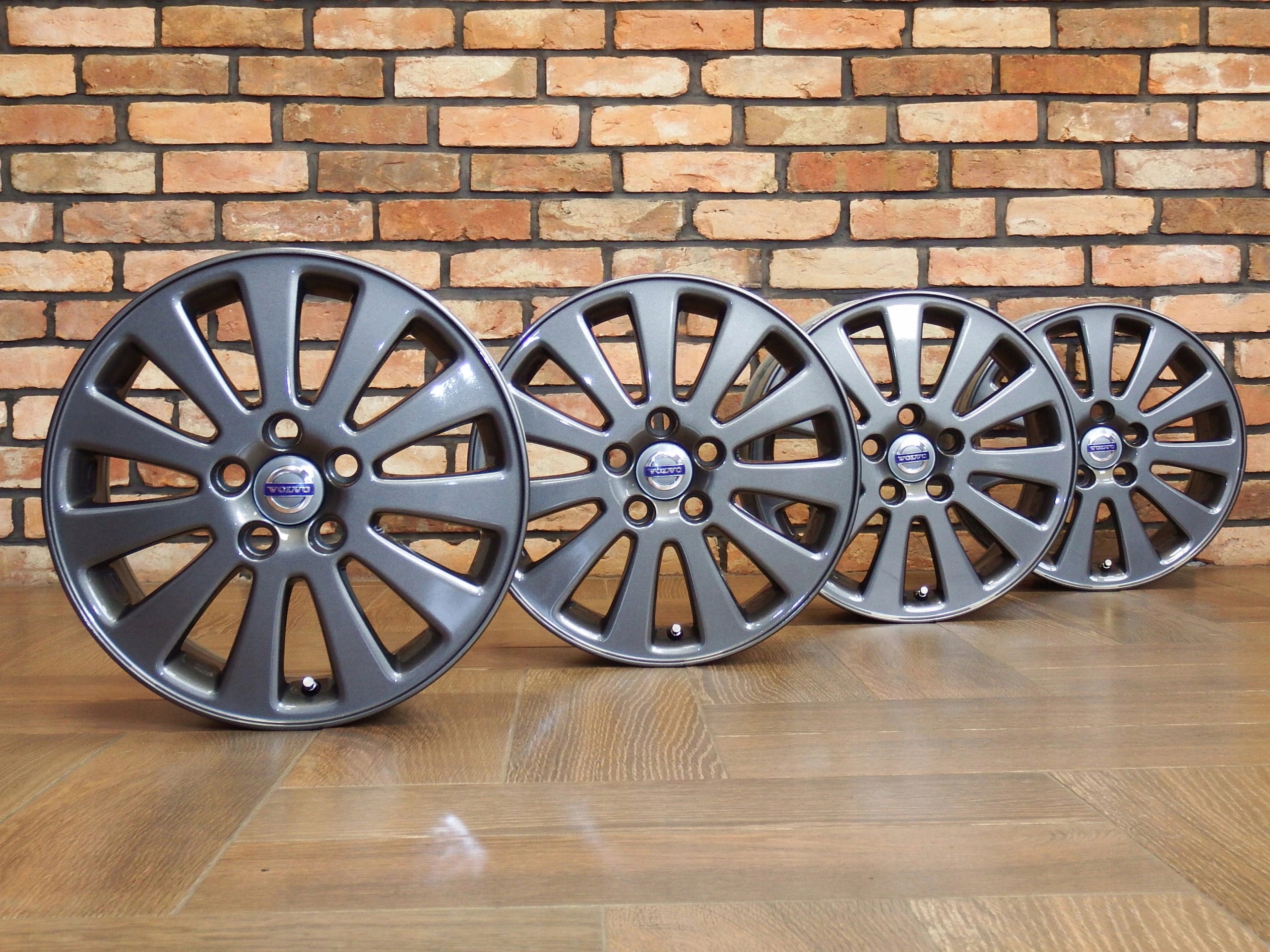  Alu rim Volvo C30 S40 V50 Aluminum rim 16 inch 6.5J 5x108 52ET 30647088  product image