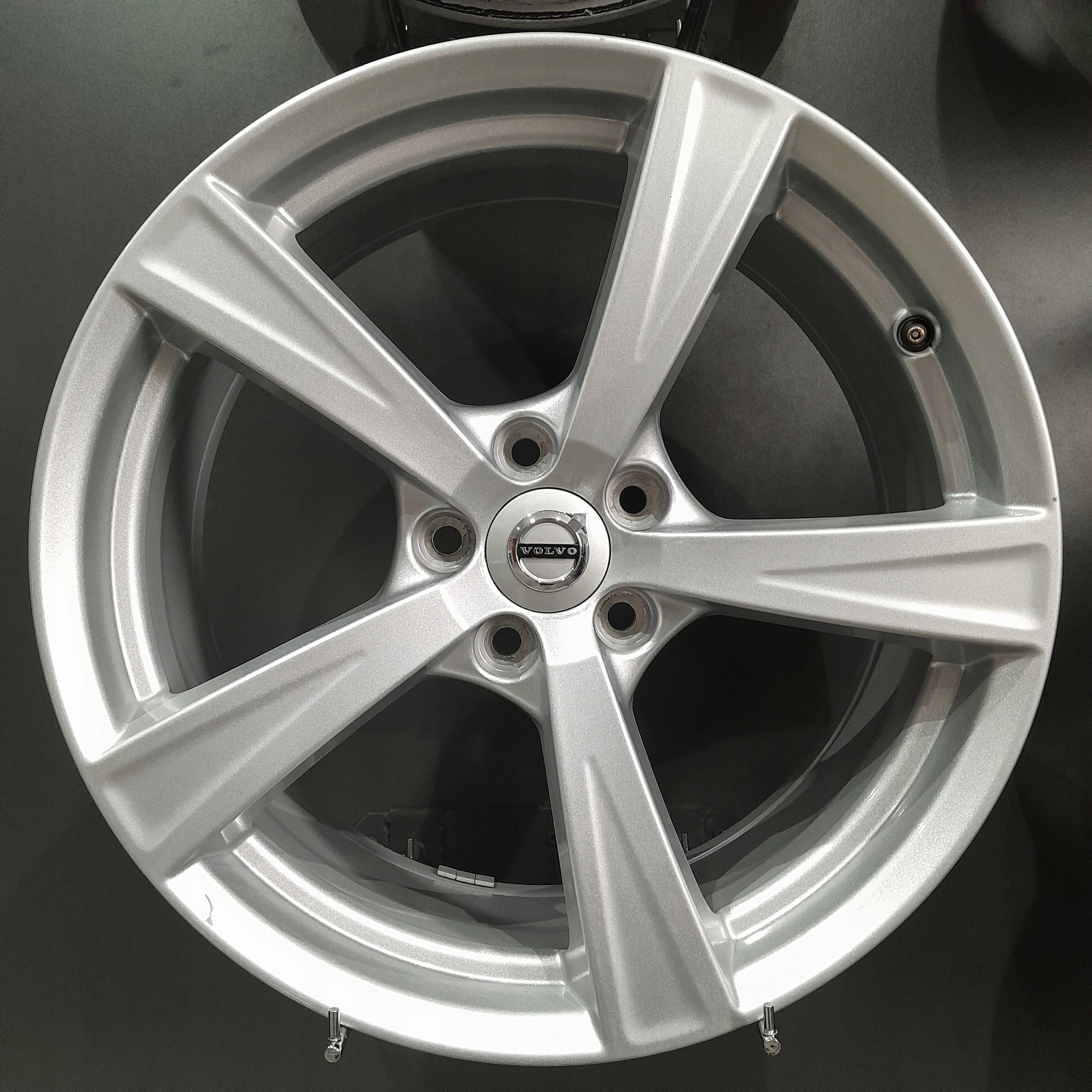 Alu Felge Volvo XC60 XC40 142 XC90 18 Zoll 8.0J 5x108 42,5ET 31423515