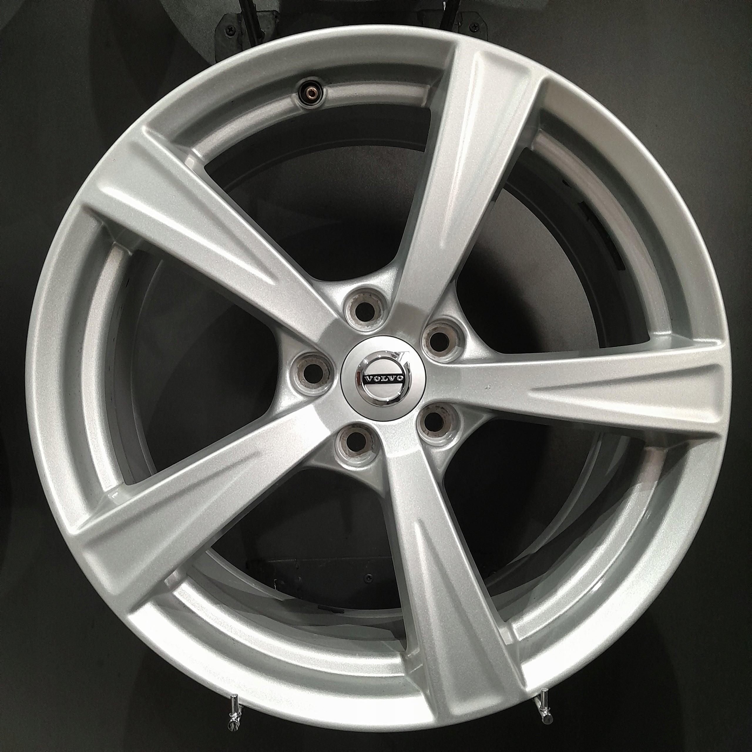 Alu Felge Volvo XC60 XC40 142 XC90 18 Zoll 8.0J 5x108 42,5ET 31423515