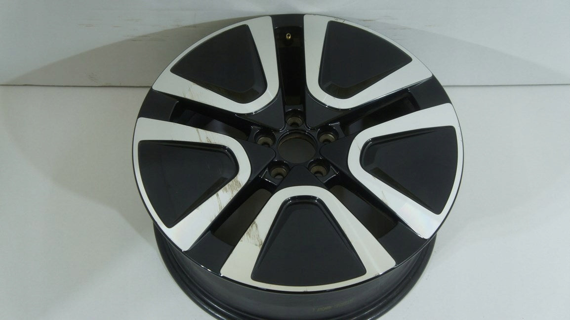 1x Alu Felge Volvo S40 Aluminum rim 19 Zoll 7.5J 5x108 50,5ET 31680404