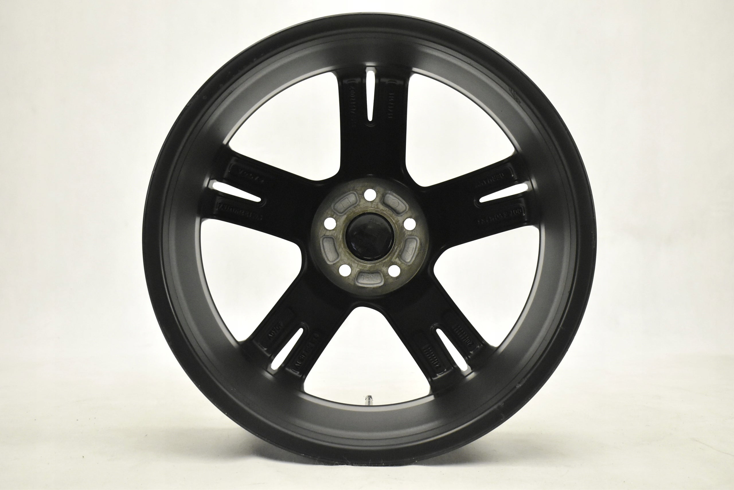 Alu Felge Volvo V60 XC40 142 XC60 19 Zoll 7.5J 5x108 50,5ET 31423931