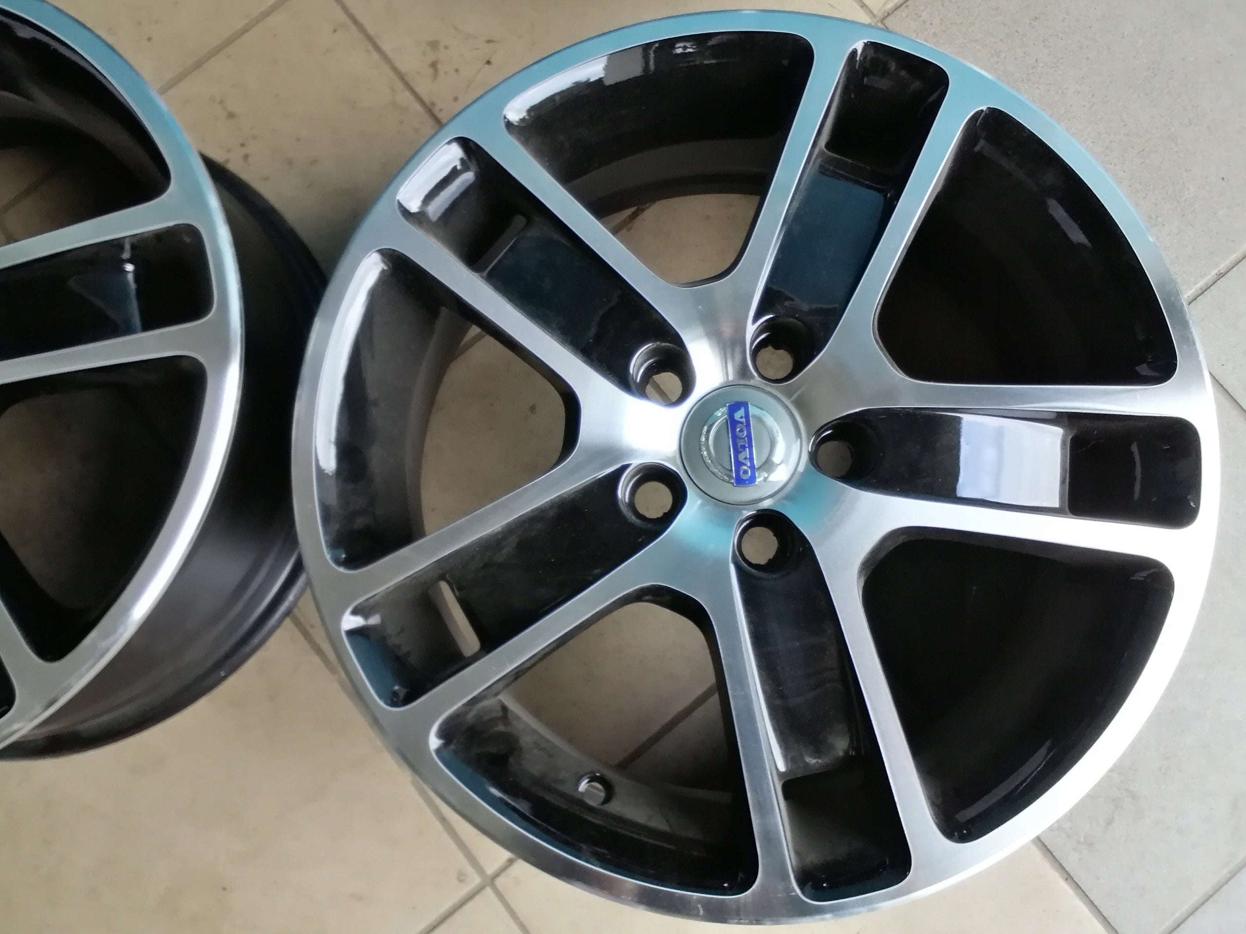 Alu Felge Volvo C30 V40 V50 Aluminum rim 17 Zoll 7.0J 5x108 52,5ET 31202663