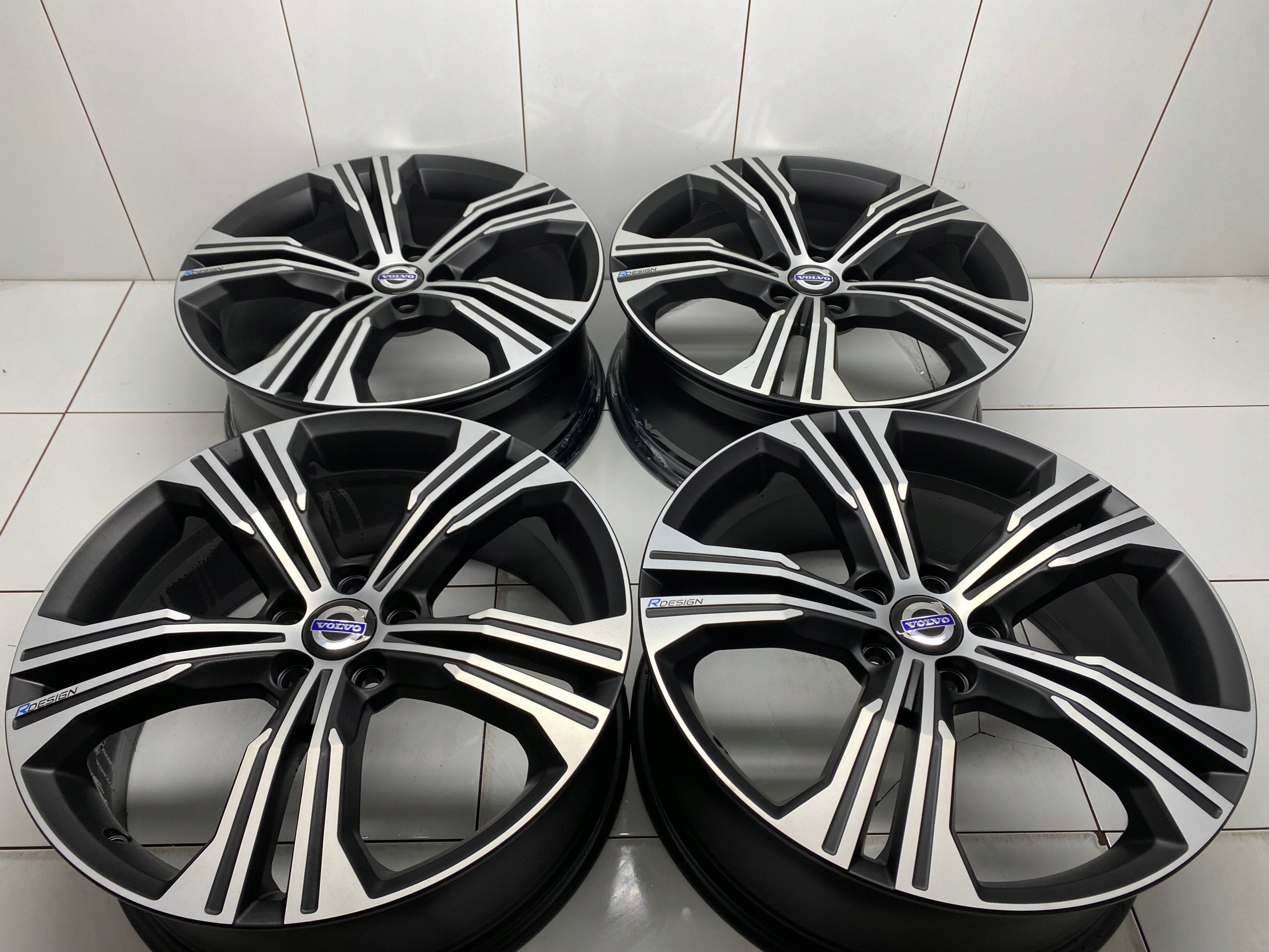  Alu Felge Volvo XC60 Aluminum rim 19 Zoll 7.5J 5x108 50ET product image