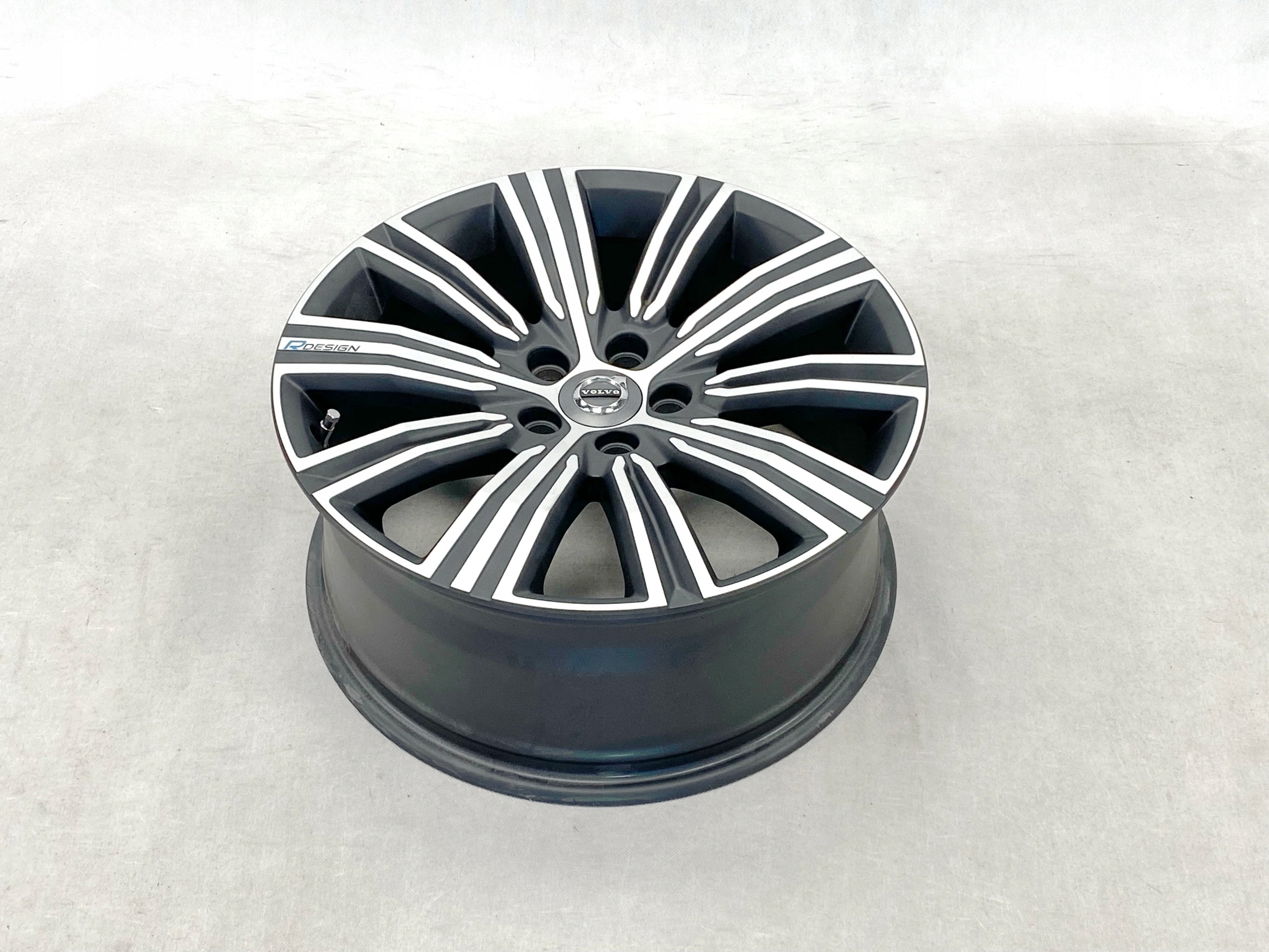 Alu Felge Volvo V60 S90 S60 Aluminum rim 18 Zoll 8.0J 5x108 42ET 31471312