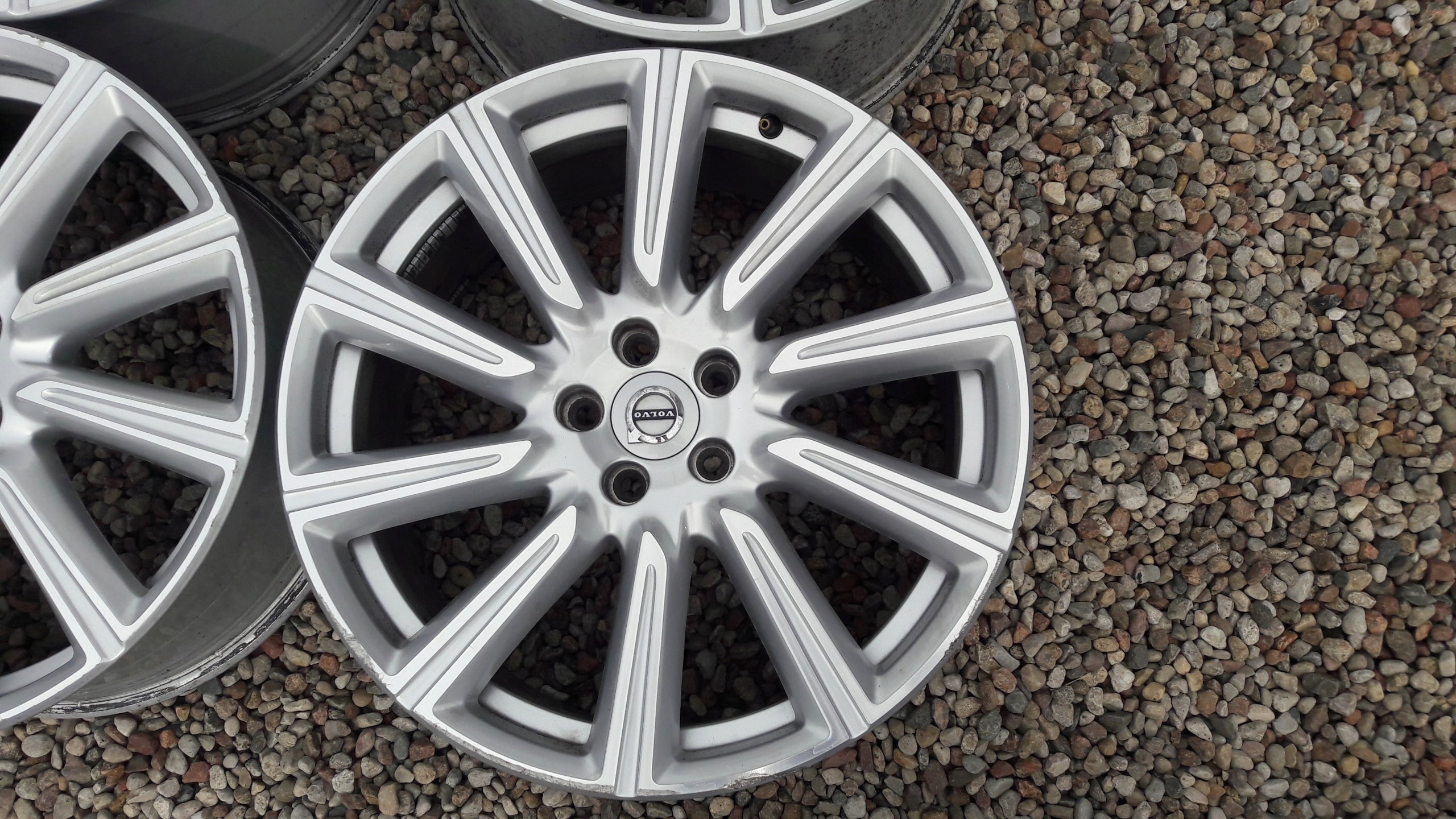 Alu Felge Volvo S90 Aluminum rim 19 Zoll 8.5J 5x108 47ET 31434953