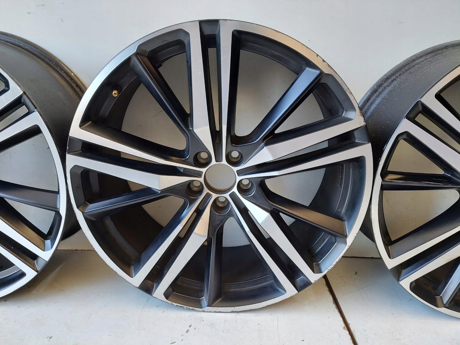 Alu Felge Volvo 142 XC90 Aluminum rim 21 Zoll 8.5J 5x108 31423854