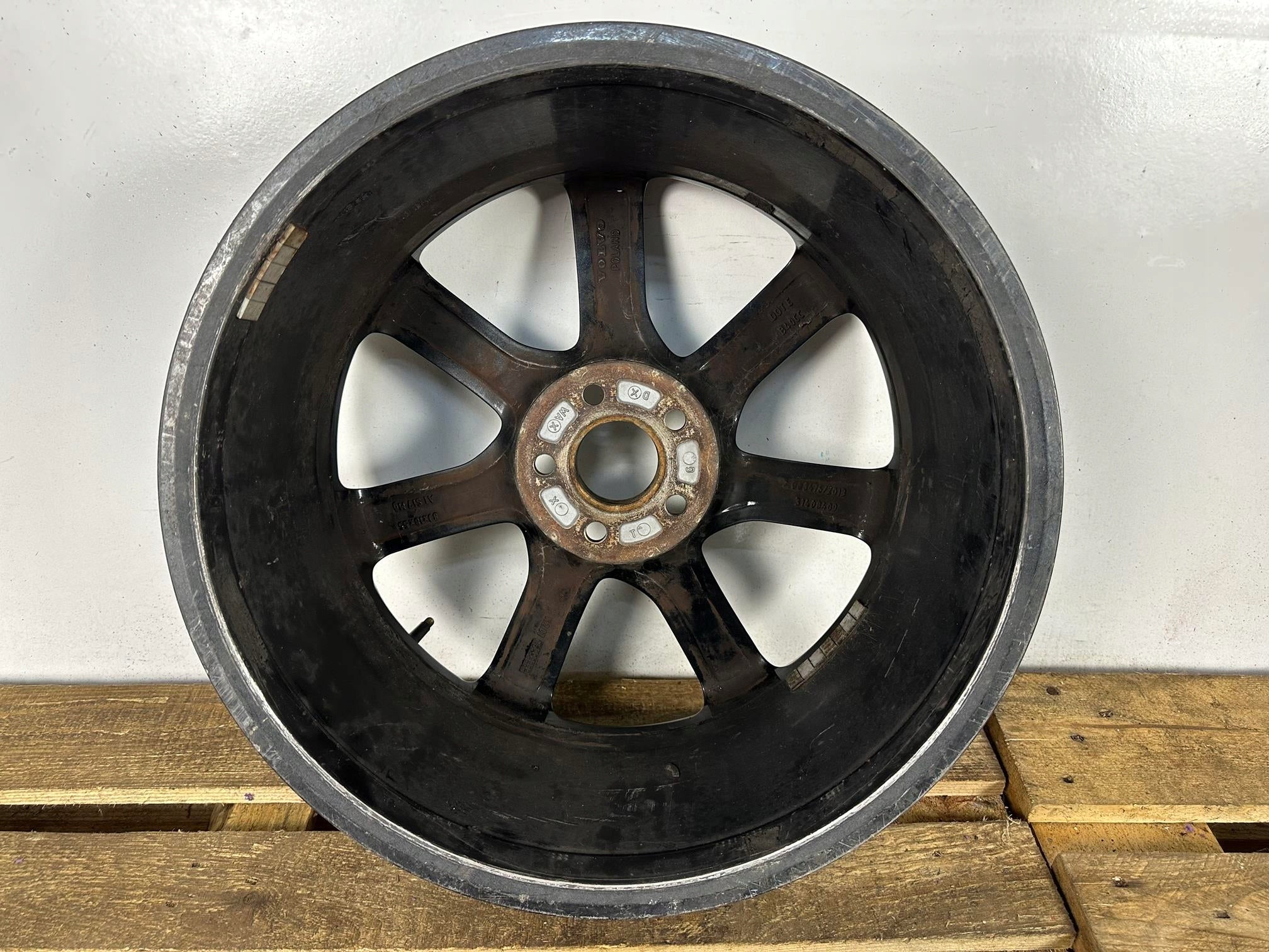 1x Alu Felge Volvo V60 XC60 S80 C70 XC70 18 Zoll 8.0J 5x108 31408409