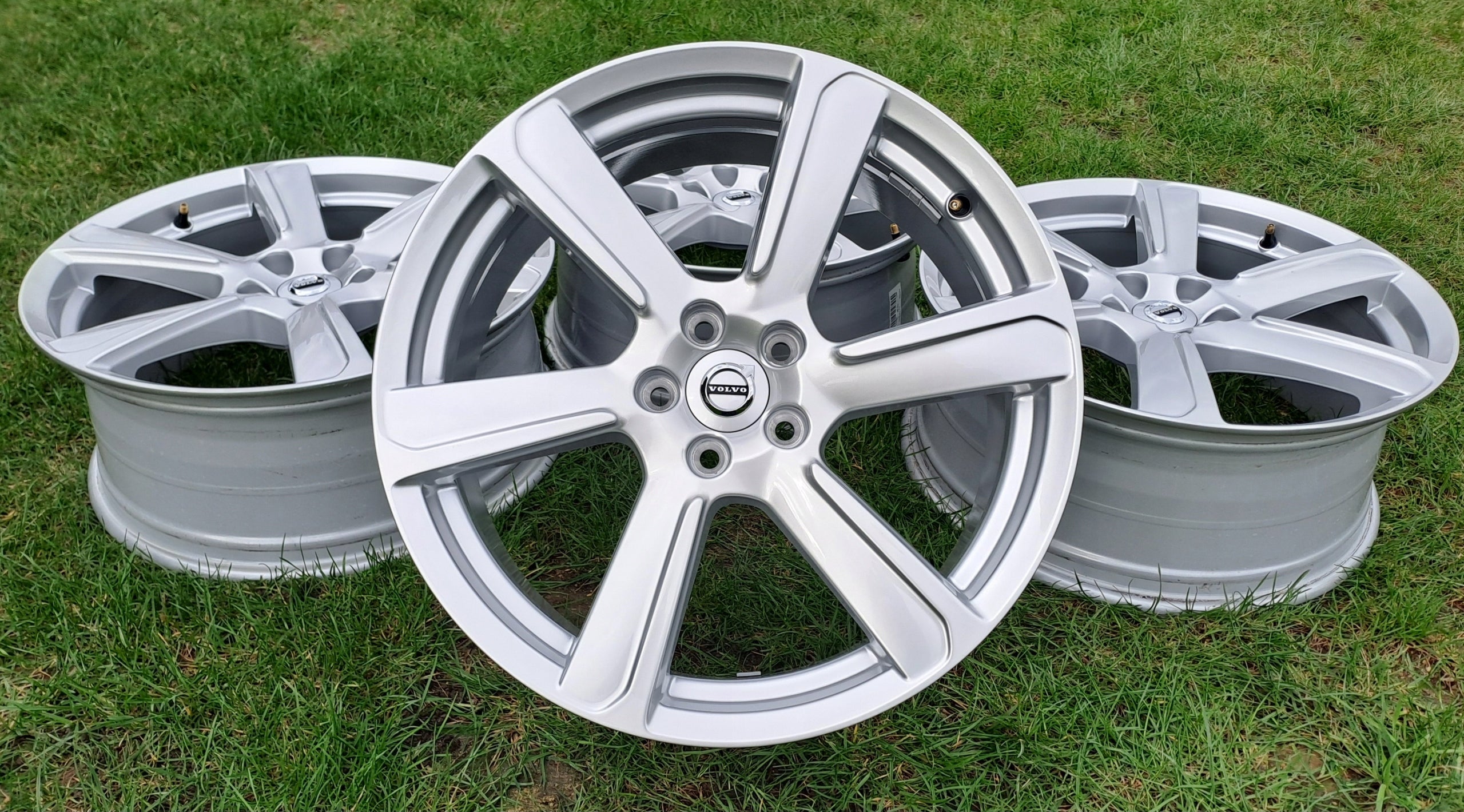 Alu Felge Volvo 142 Aluminum rim 19 Zoll 8.0J 5x108 42,5ET 31423021