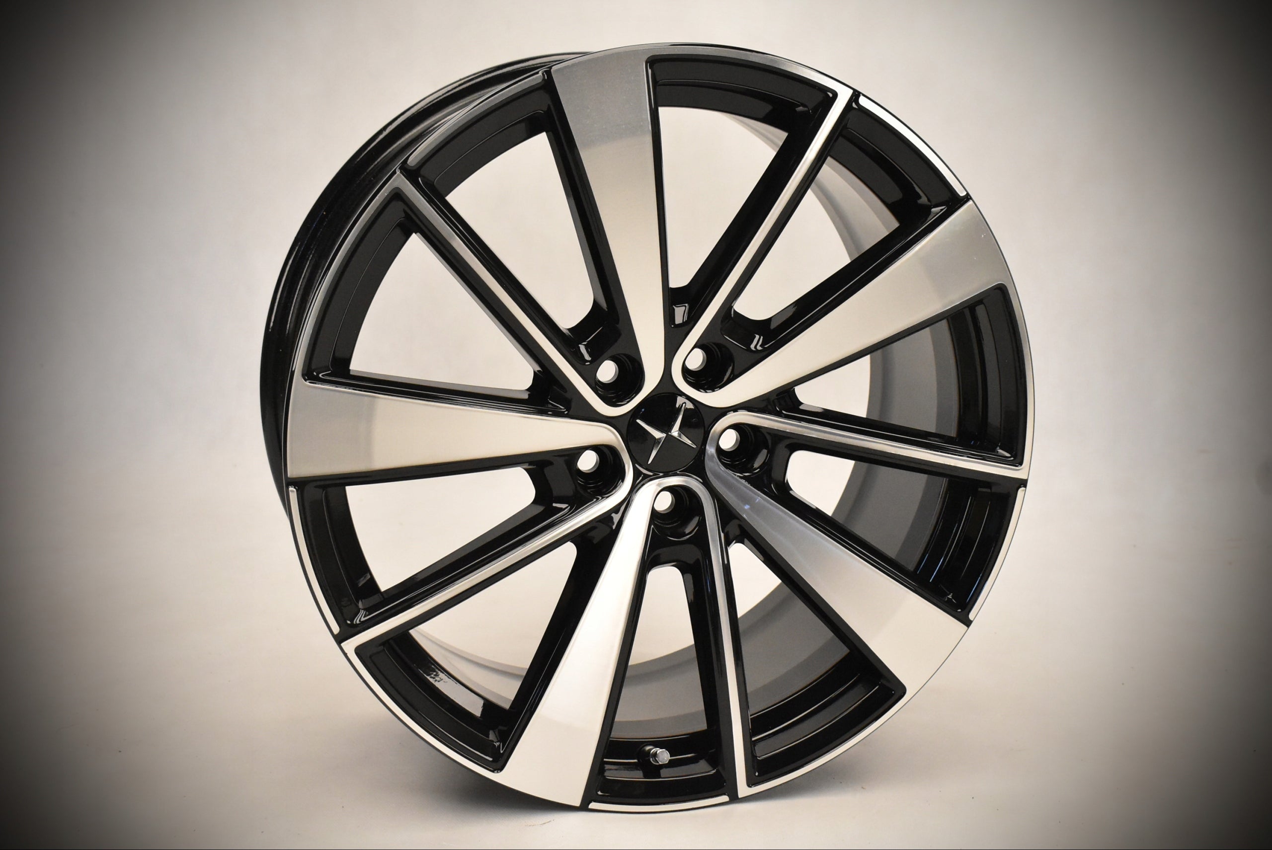  Alu Felge Volvo V60 S60 Aluminum rim 19 Zoll 9.0J 5x108 53ET 32134523 product image