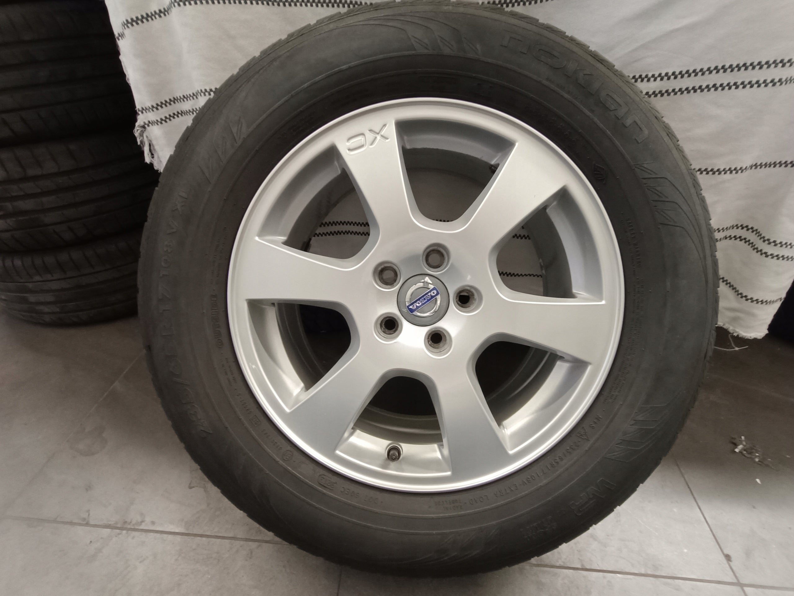  Alu Felge Volvo XC60 Aluminum rim 17 Zoll 7.5J 5x108 product image