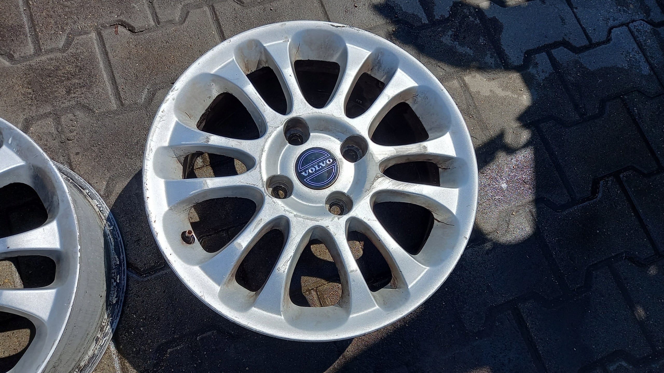 Alu Felge Volvo V40 S40 Aluminum rim 16 Zoll 6.5J 4x114.3 30620581